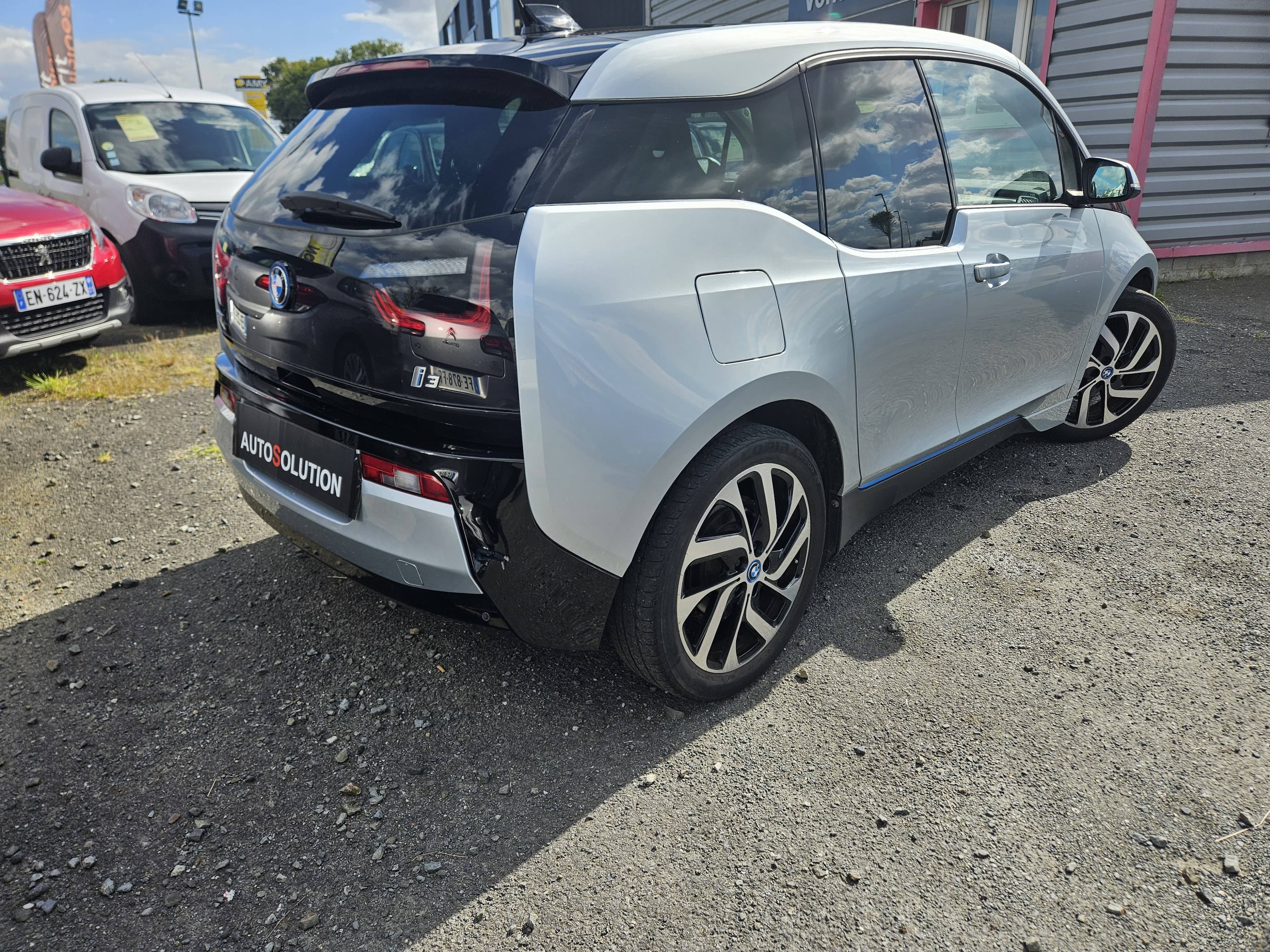 BMW I3