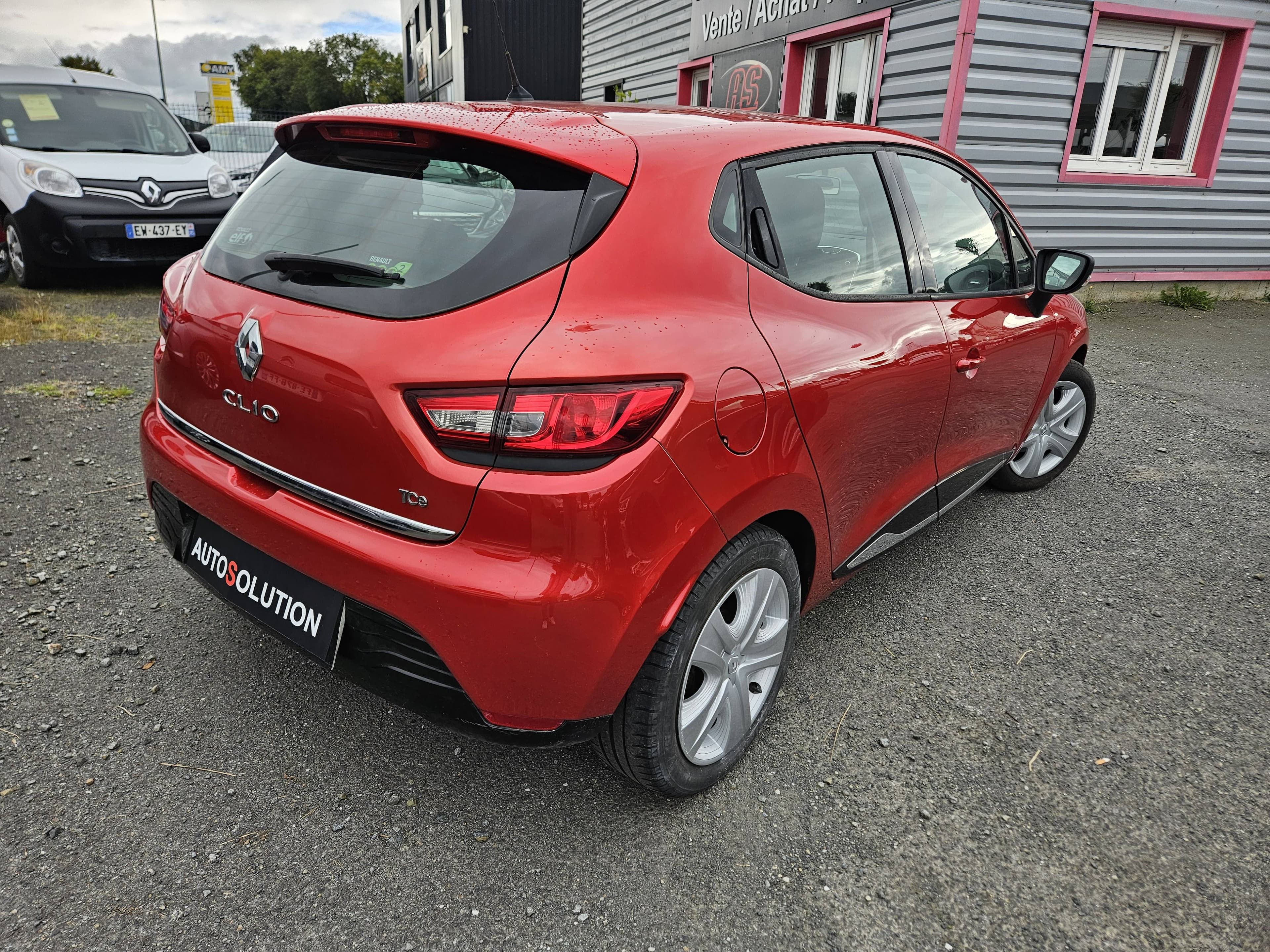 RENAULT CLIO