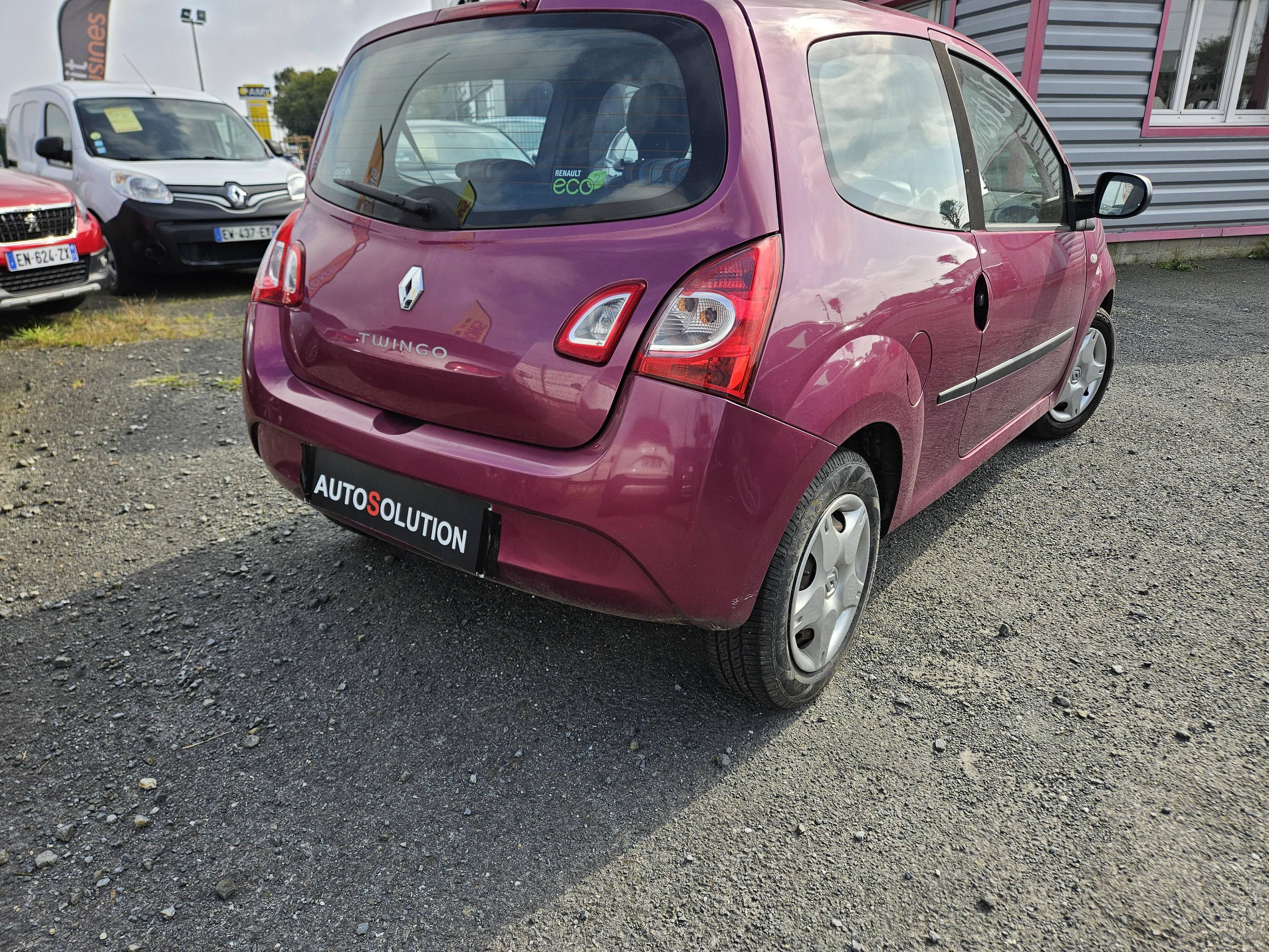 RENAULT TWINGO