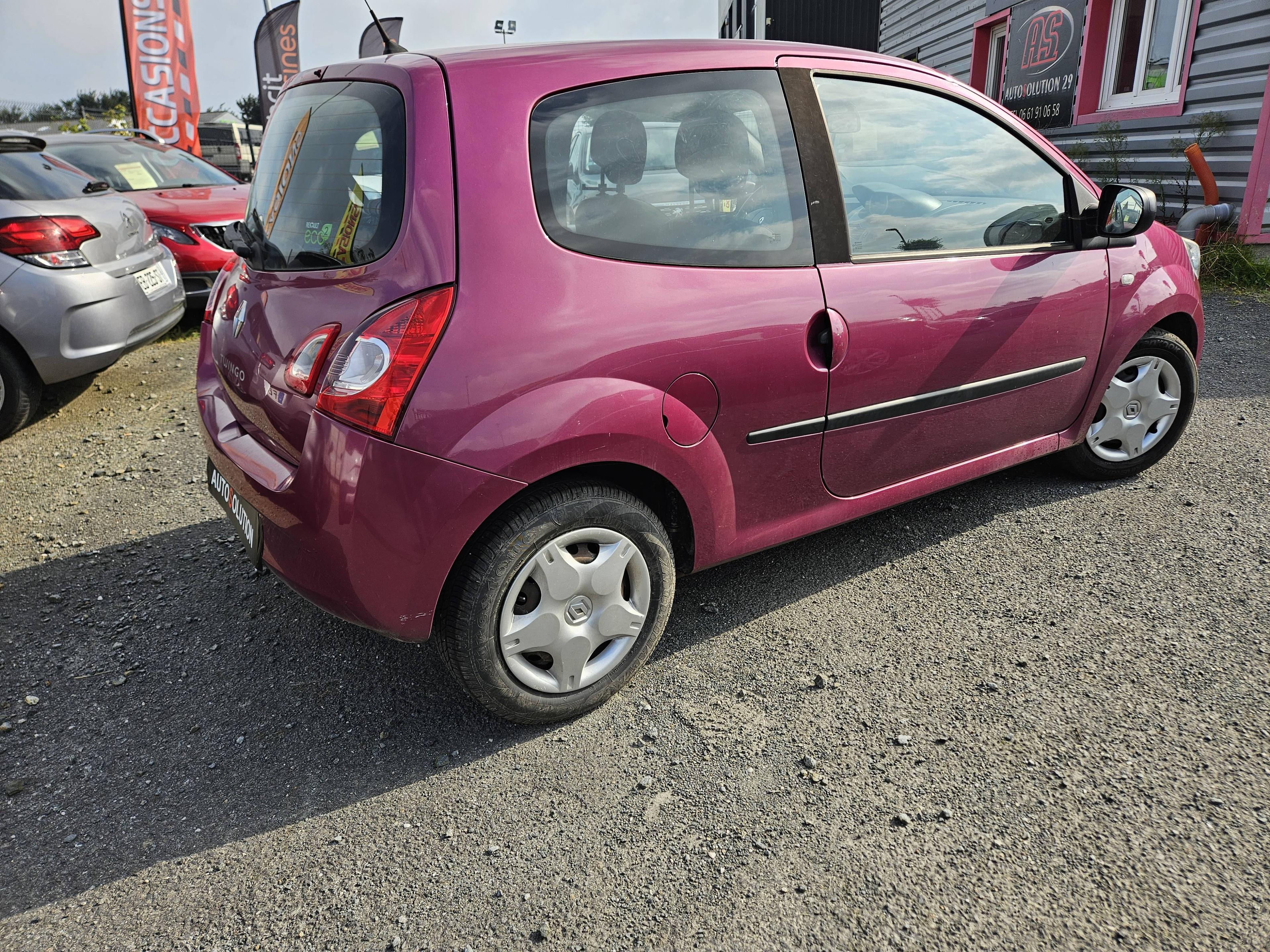 RENAULT TWINGO