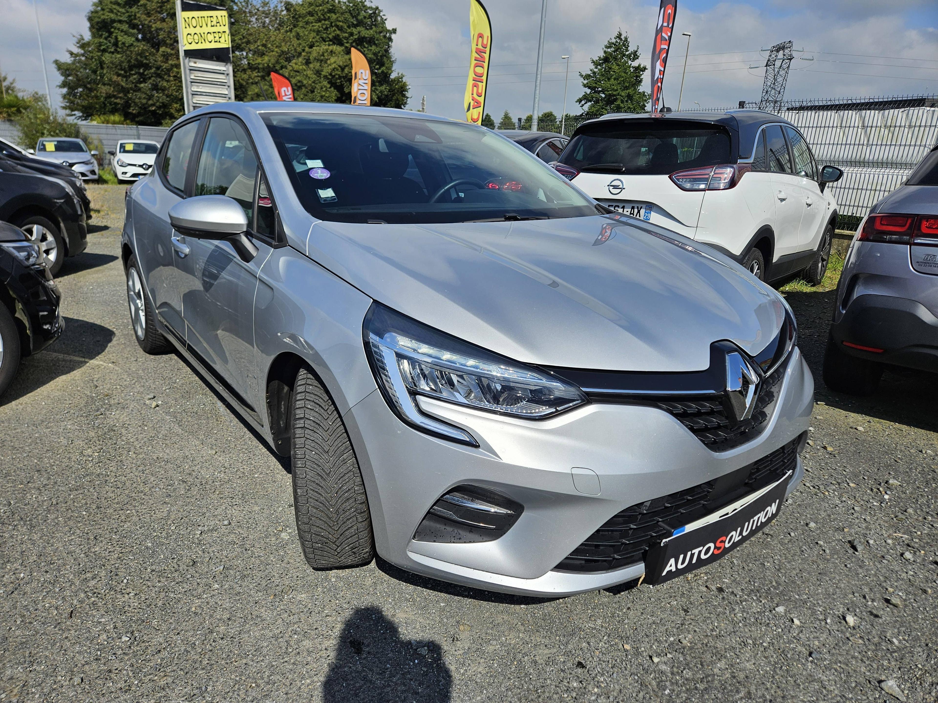 RENAULT CLIO