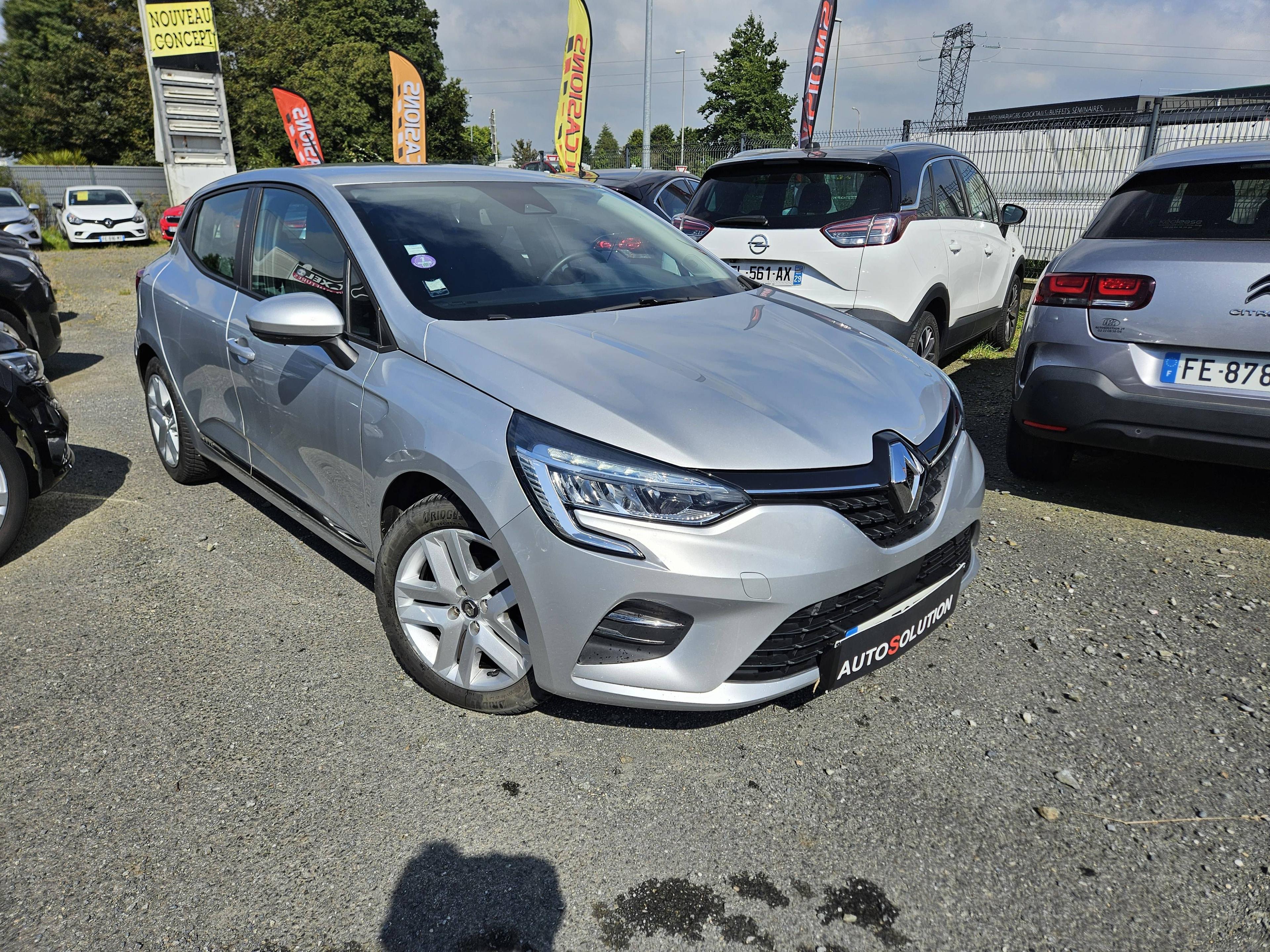 RENAULT CLIO