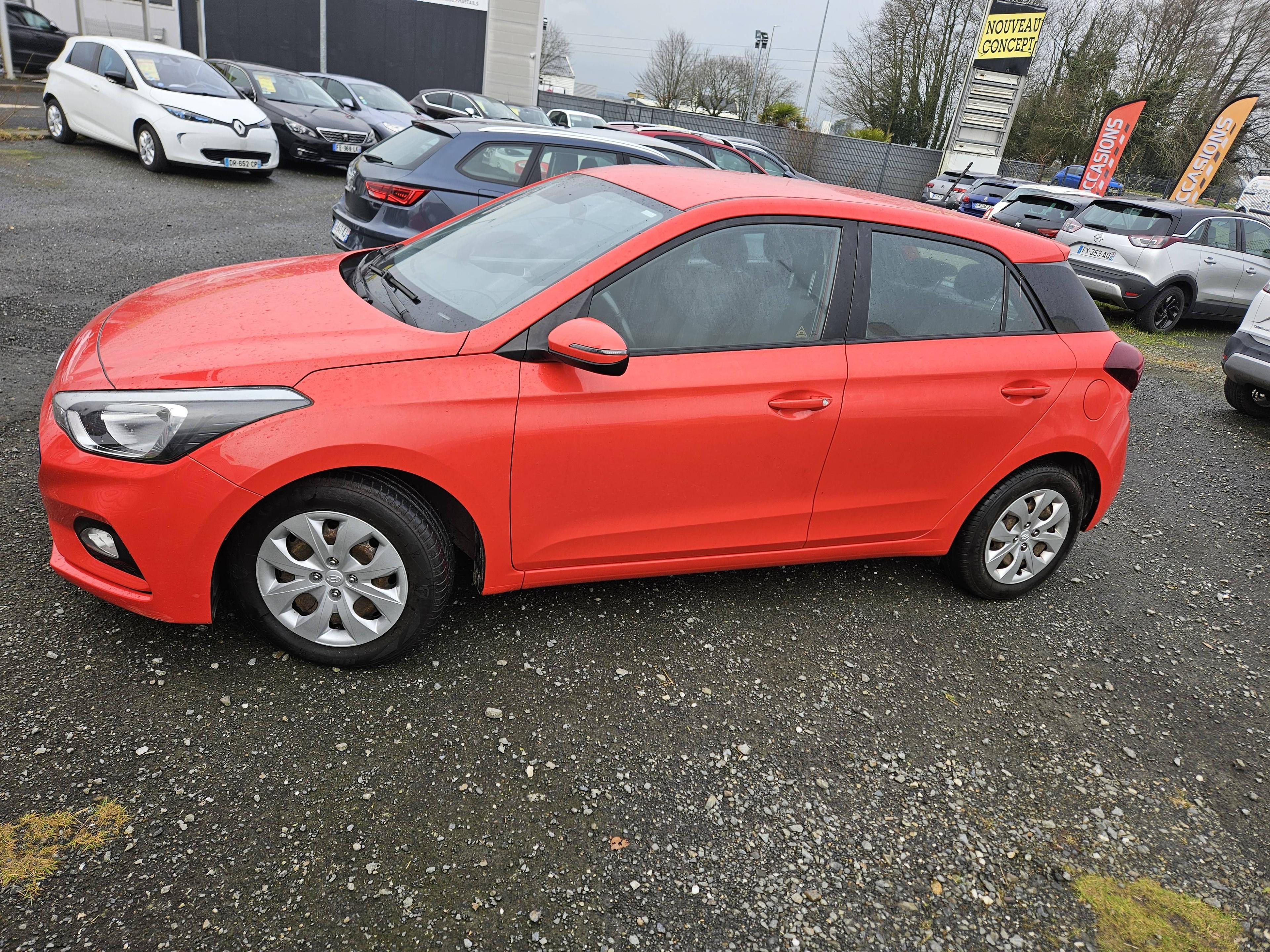 HYUNDAI I20
