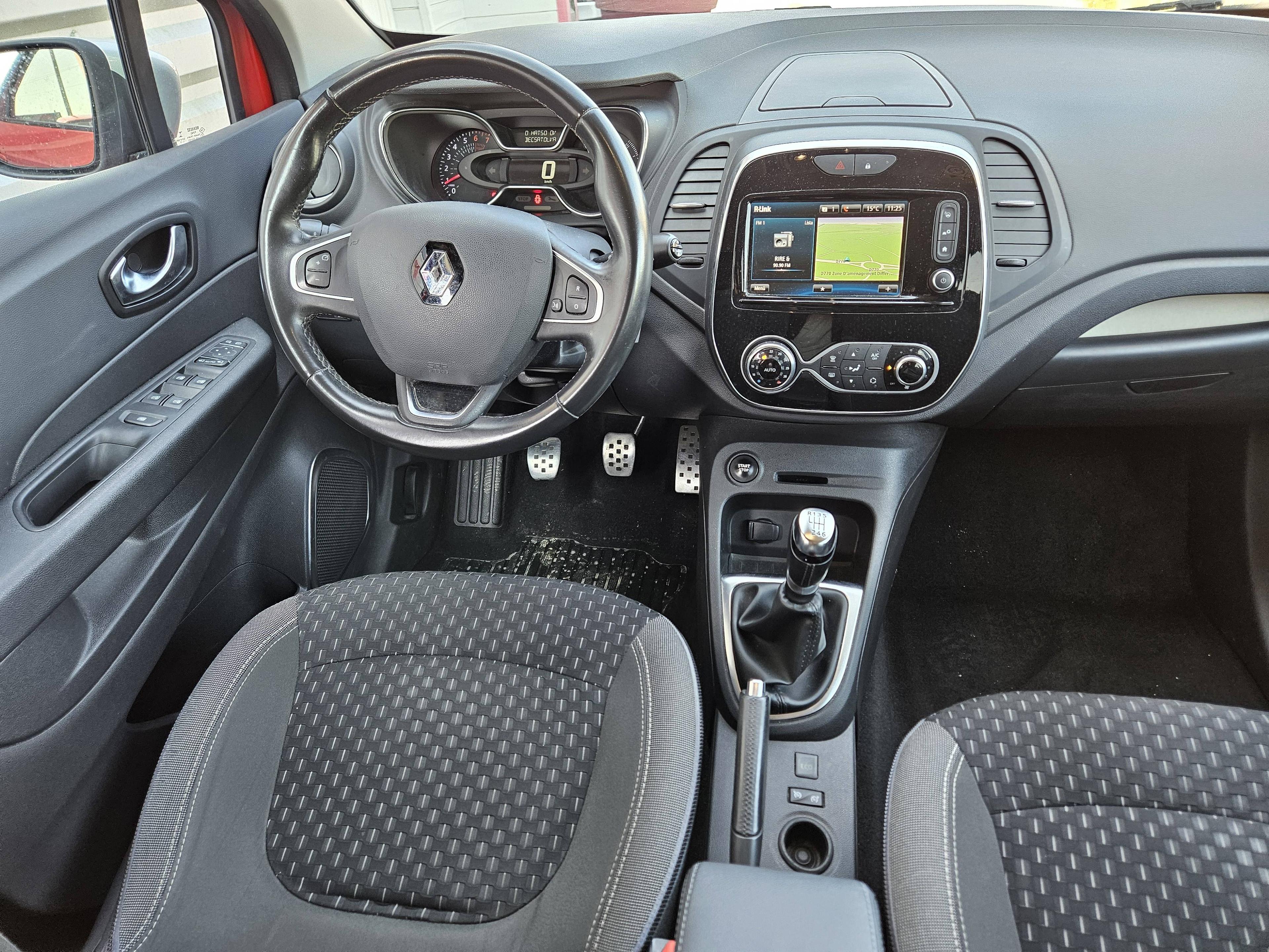 RENAULT CAPTUR