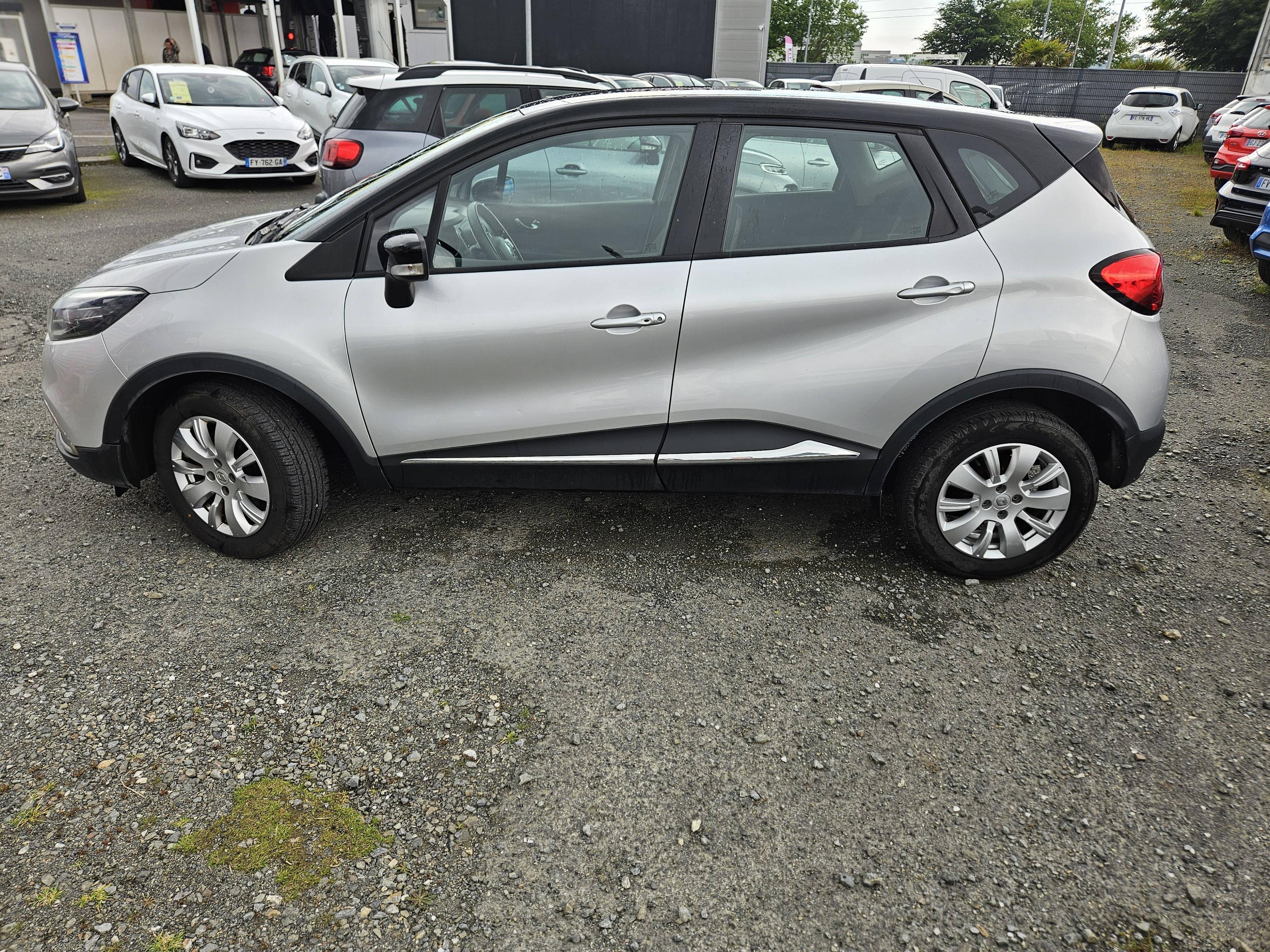 RENAULT CAPTUR