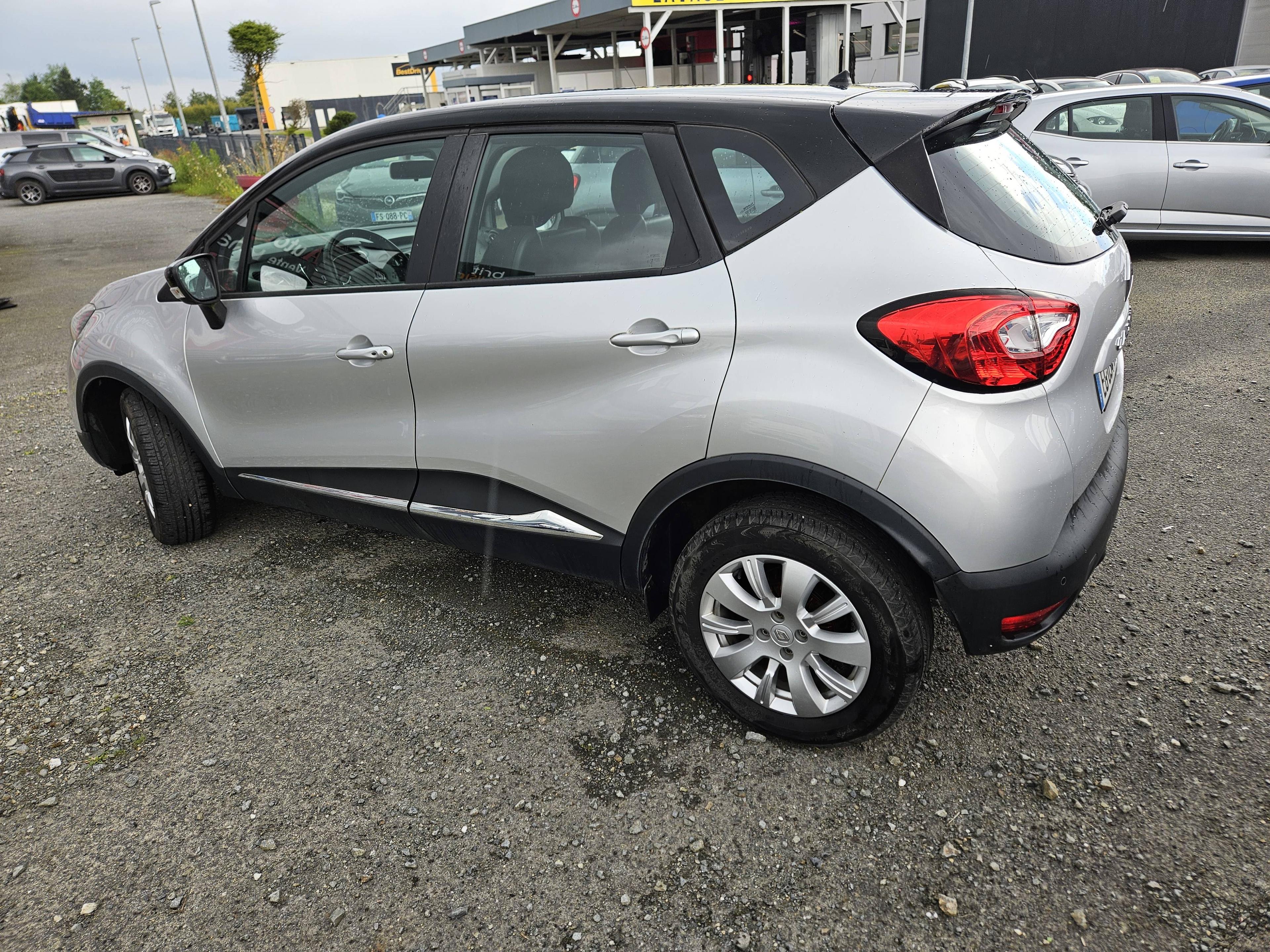 RENAULT CAPTUR
