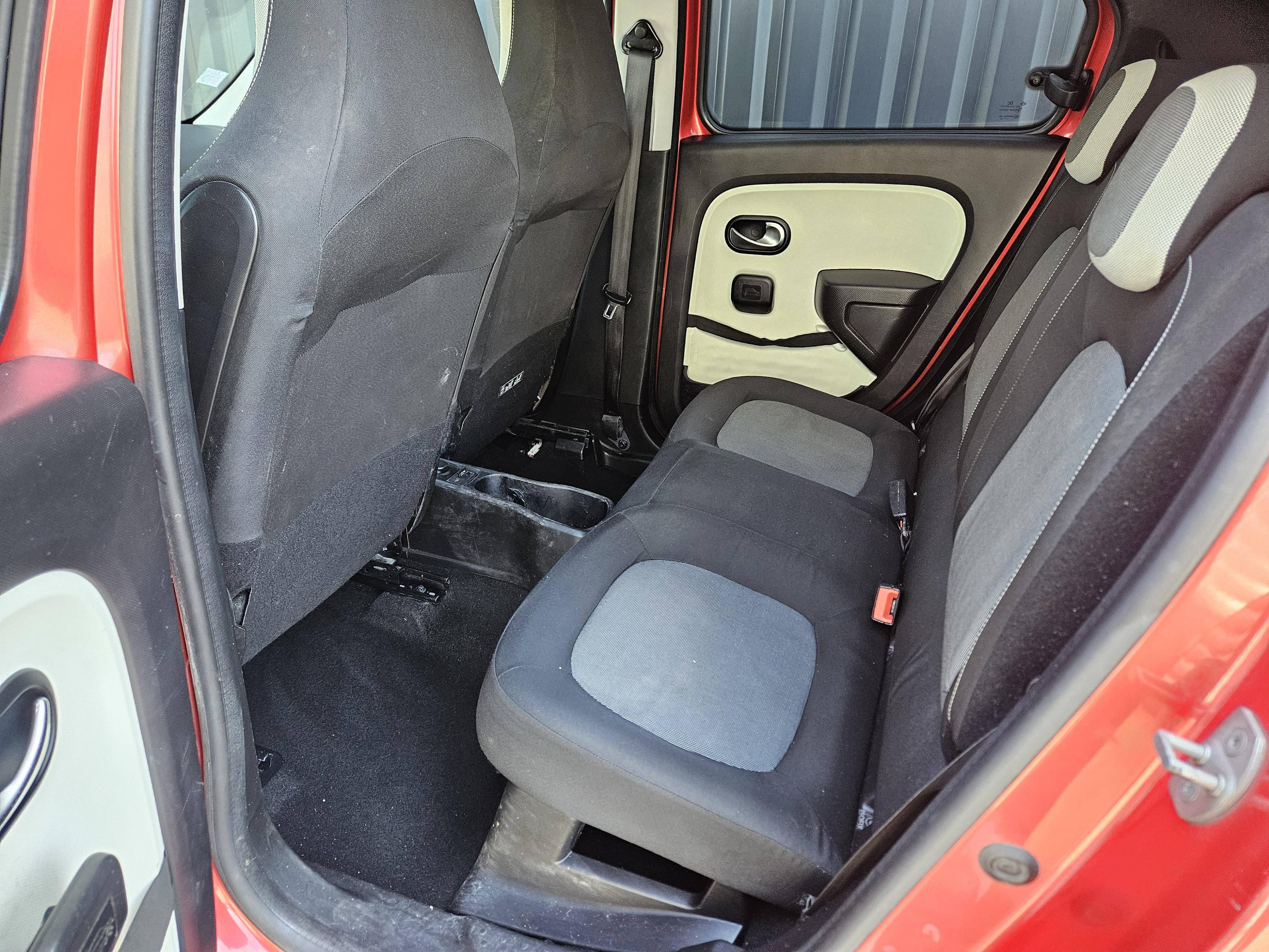 RENAULT TWINGO