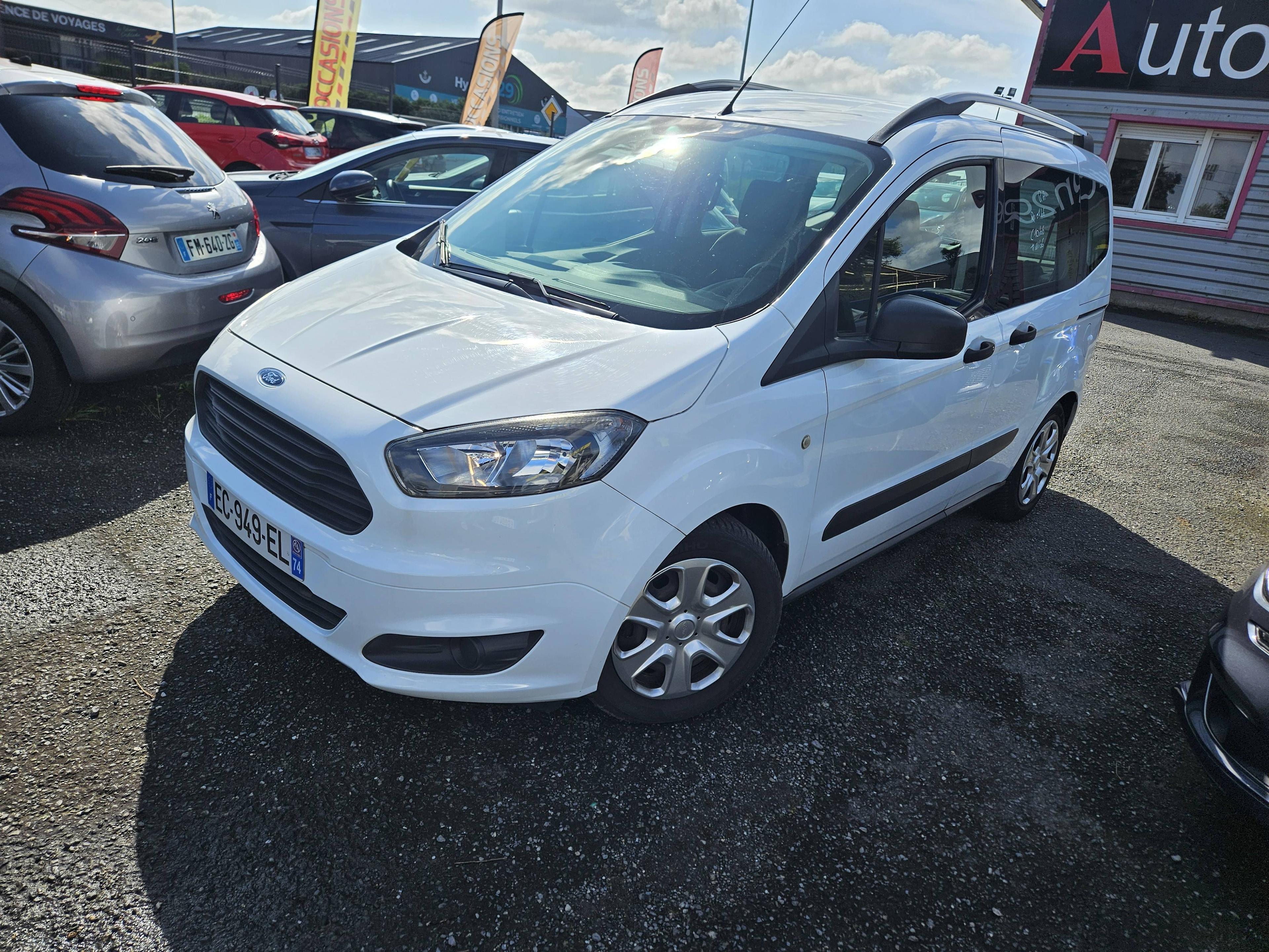 FORD TOURNEO COURIER
