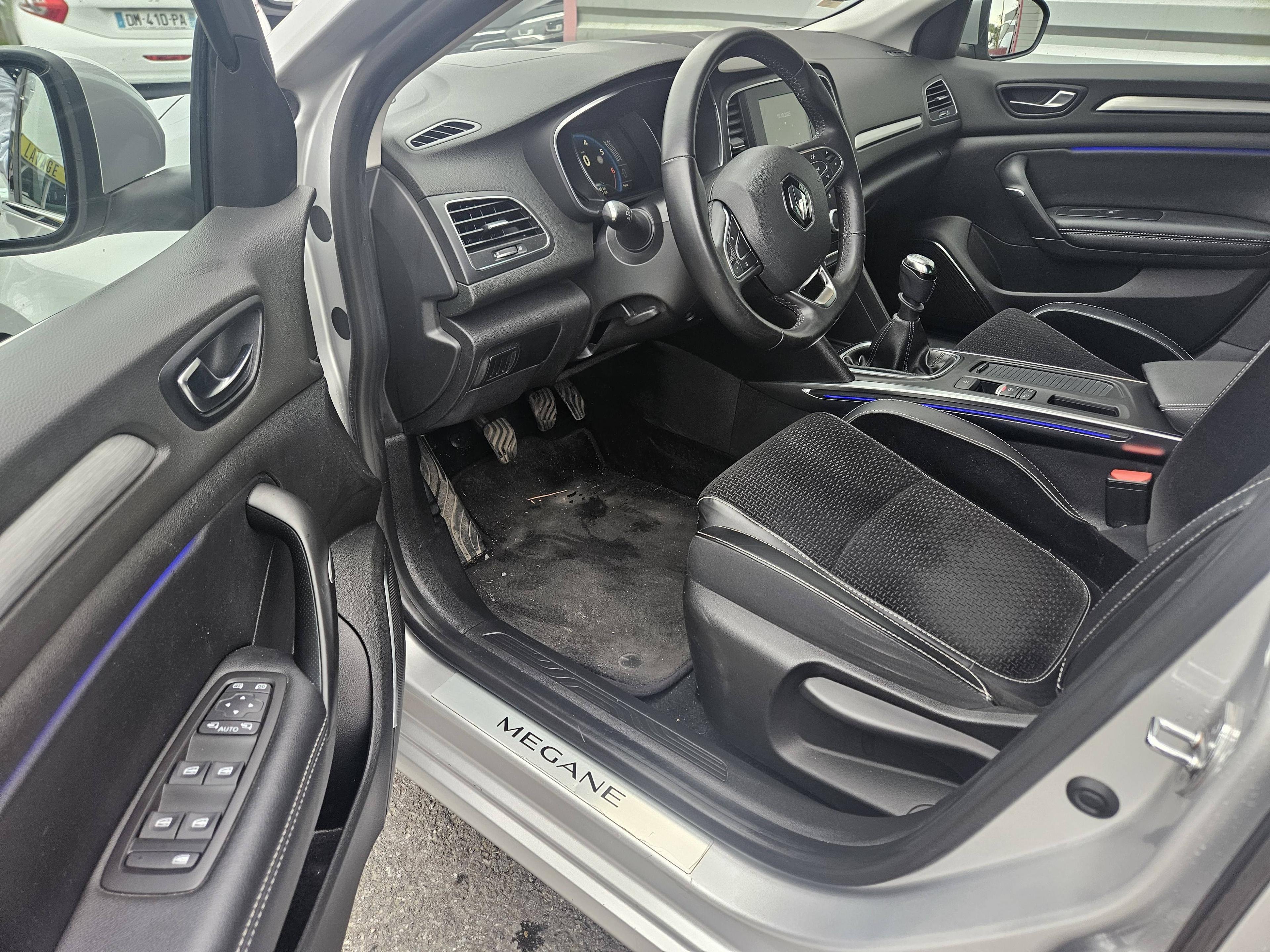 RENAULT MEGANE