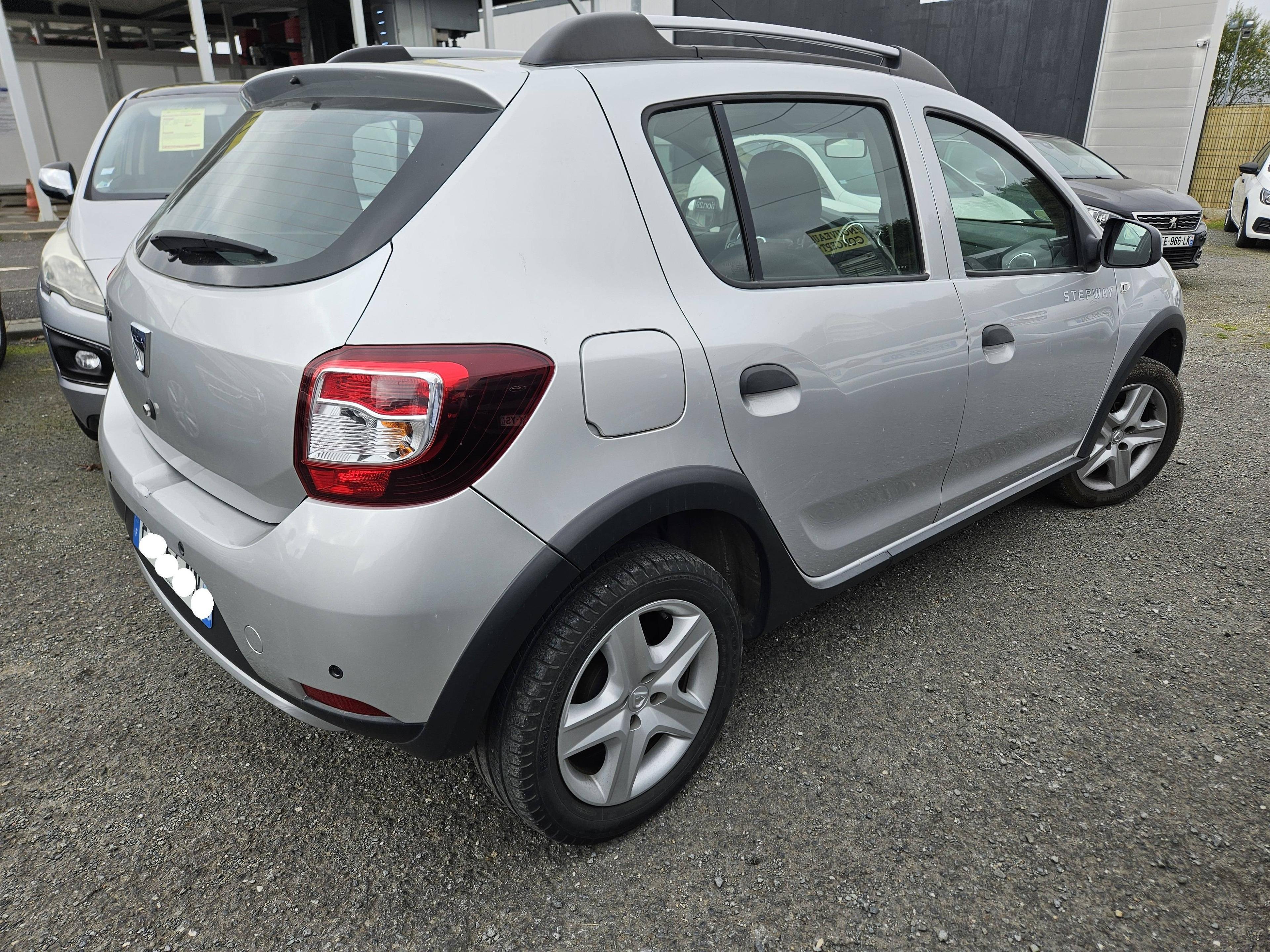 DACIA SANDERO