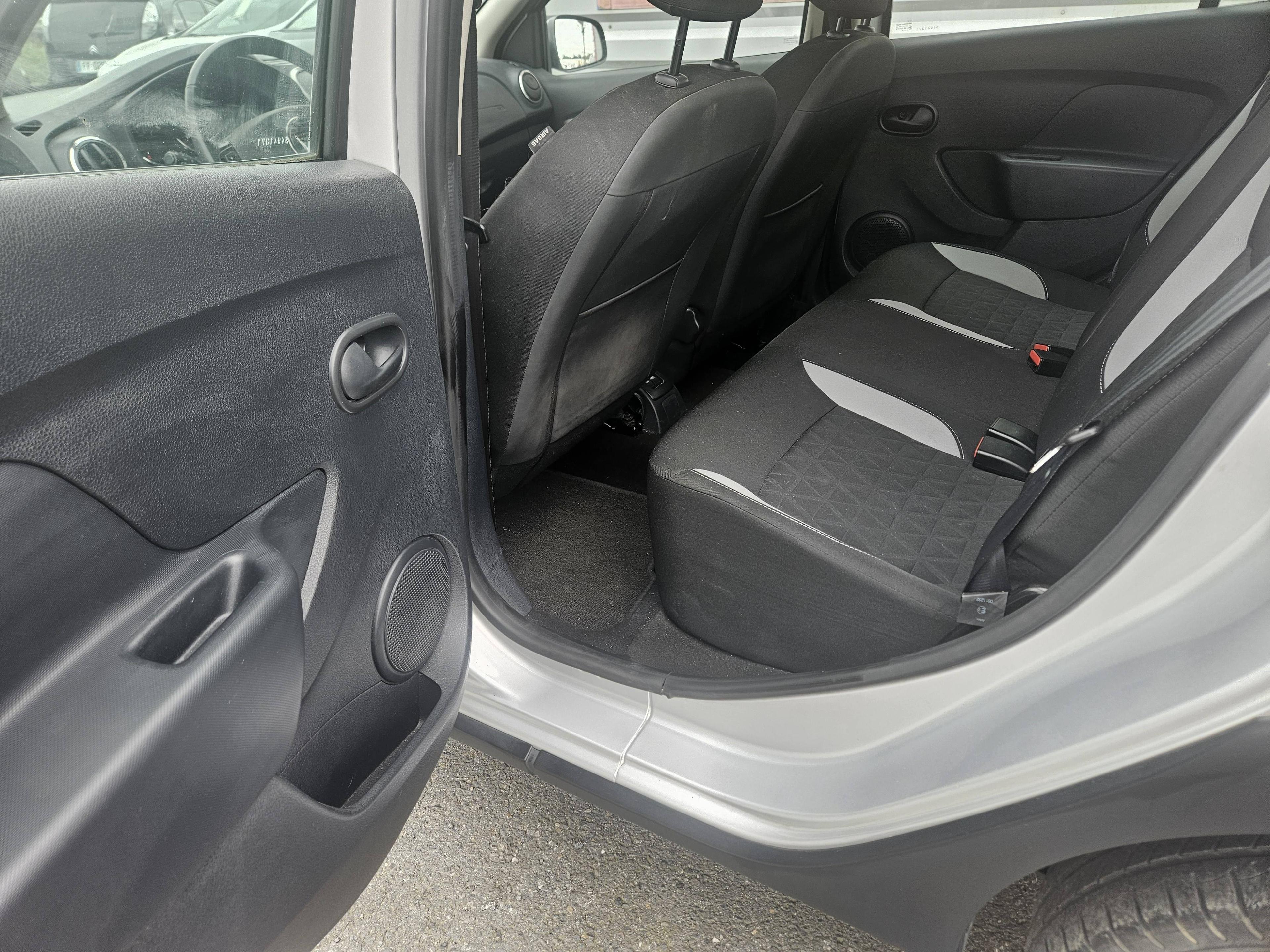 DACIA SANDERO