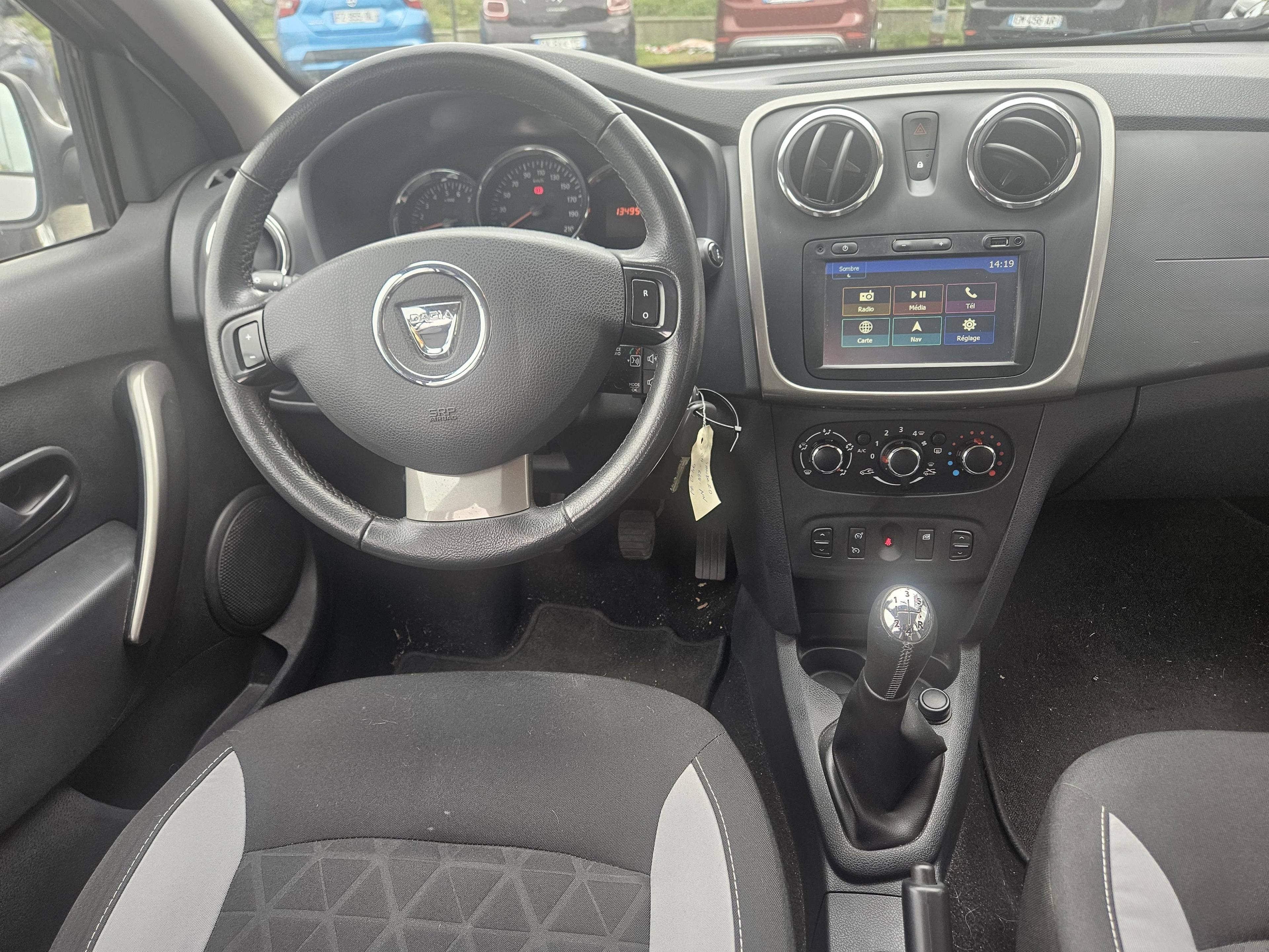 DACIA SANDERO