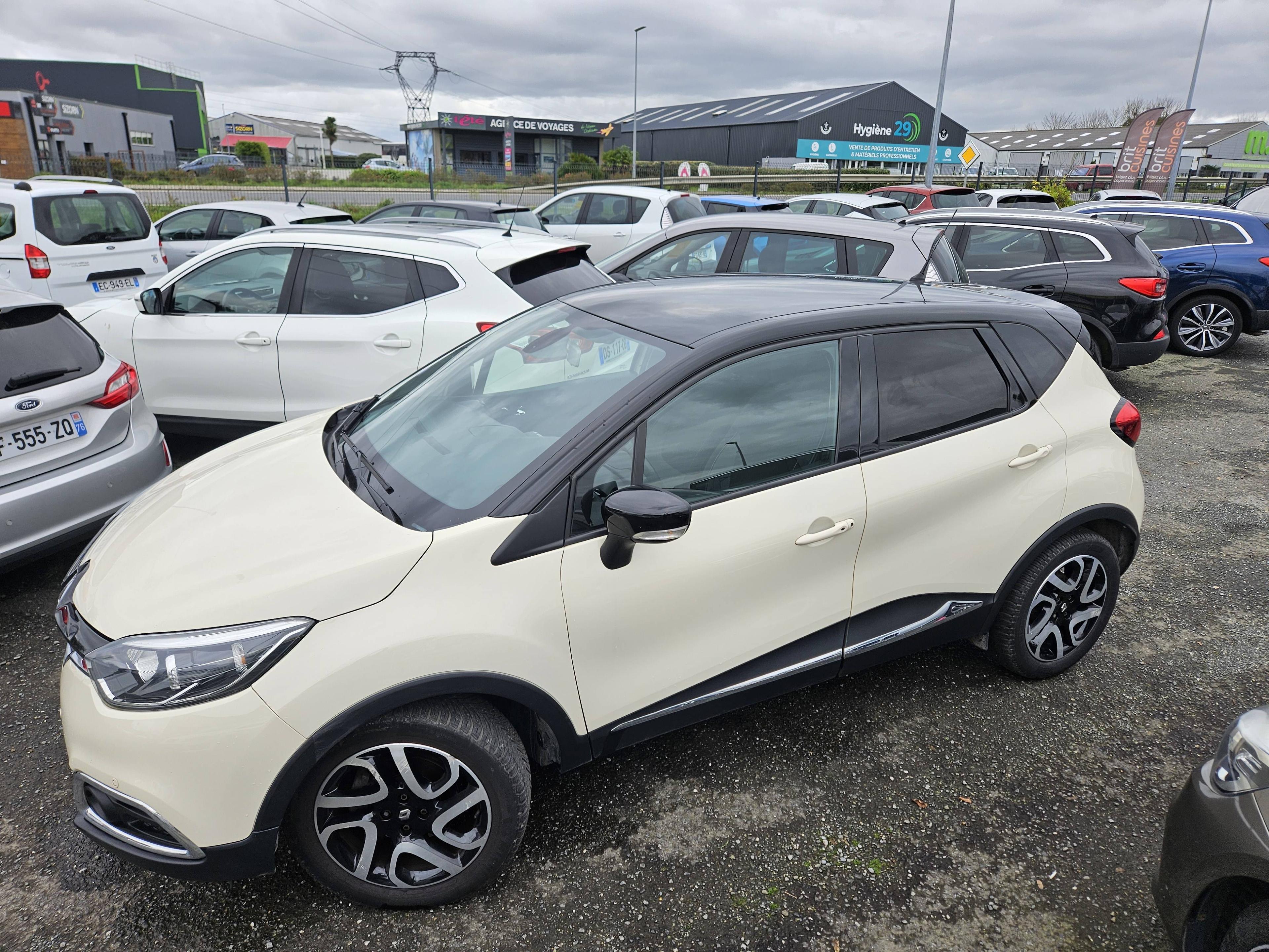 RENAULT CAPTUR