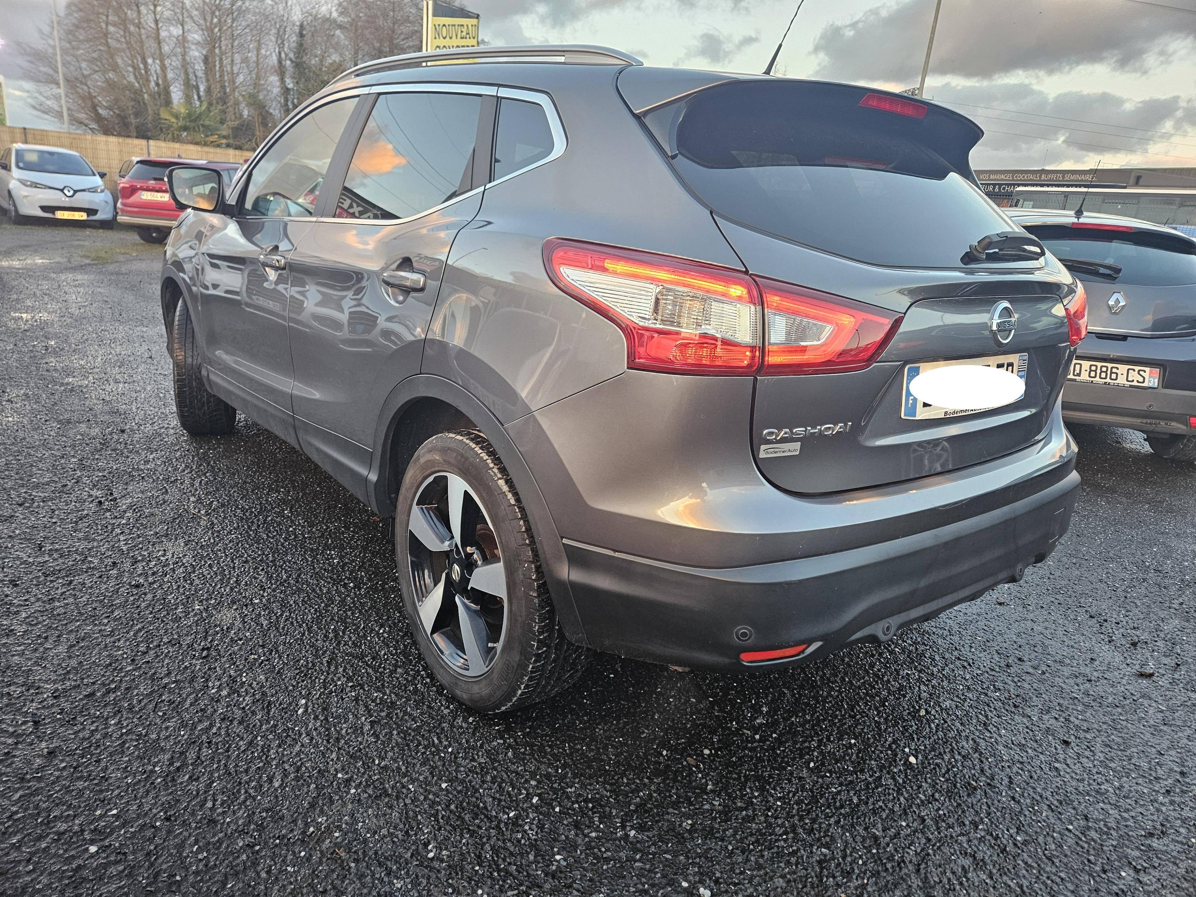NISSAN QASHQAI
