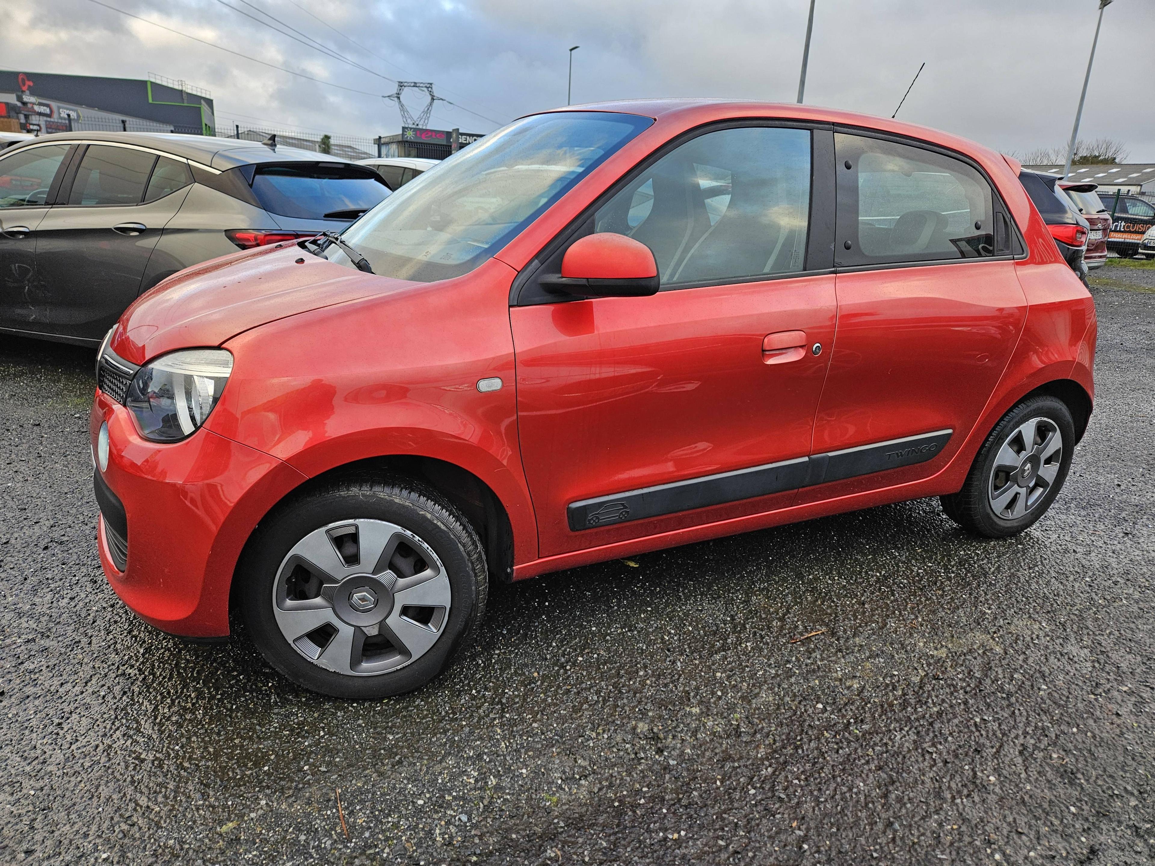 RENAULT TWINGO