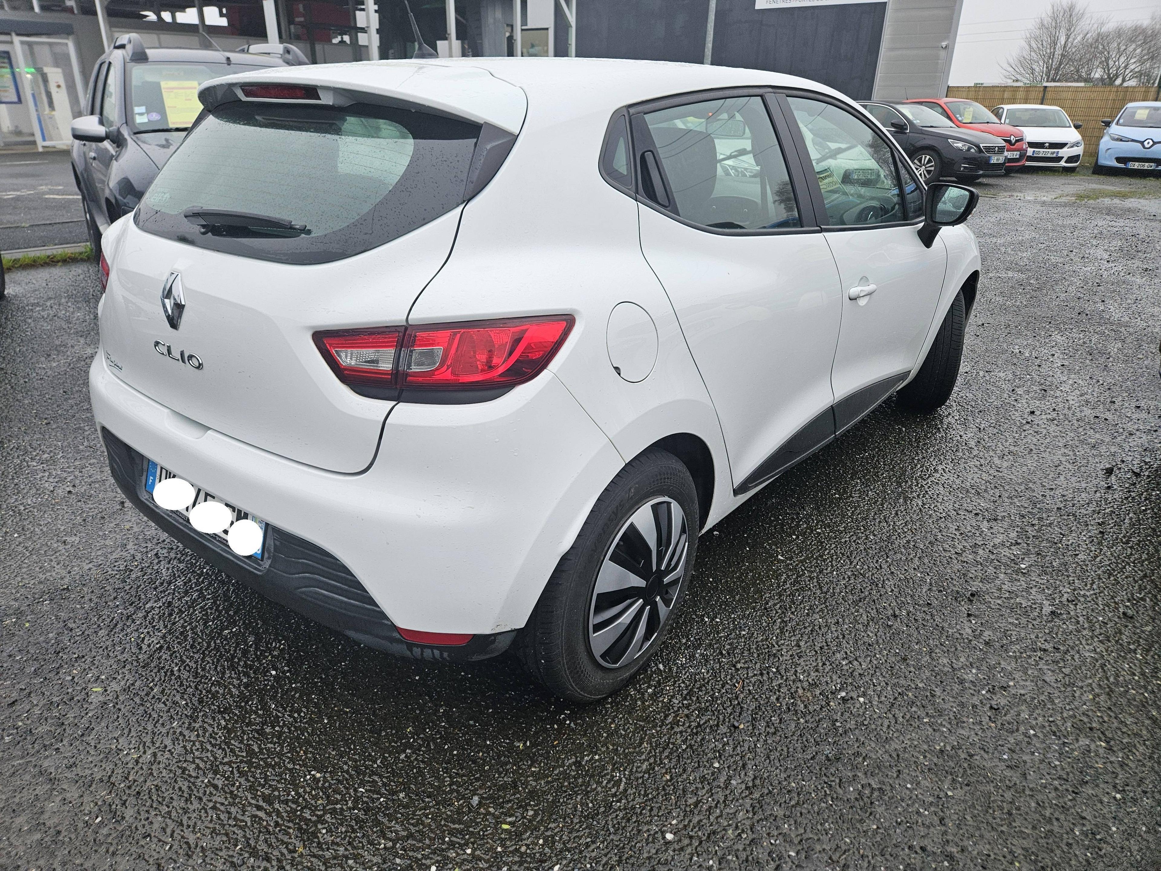 RENAULT CLIO