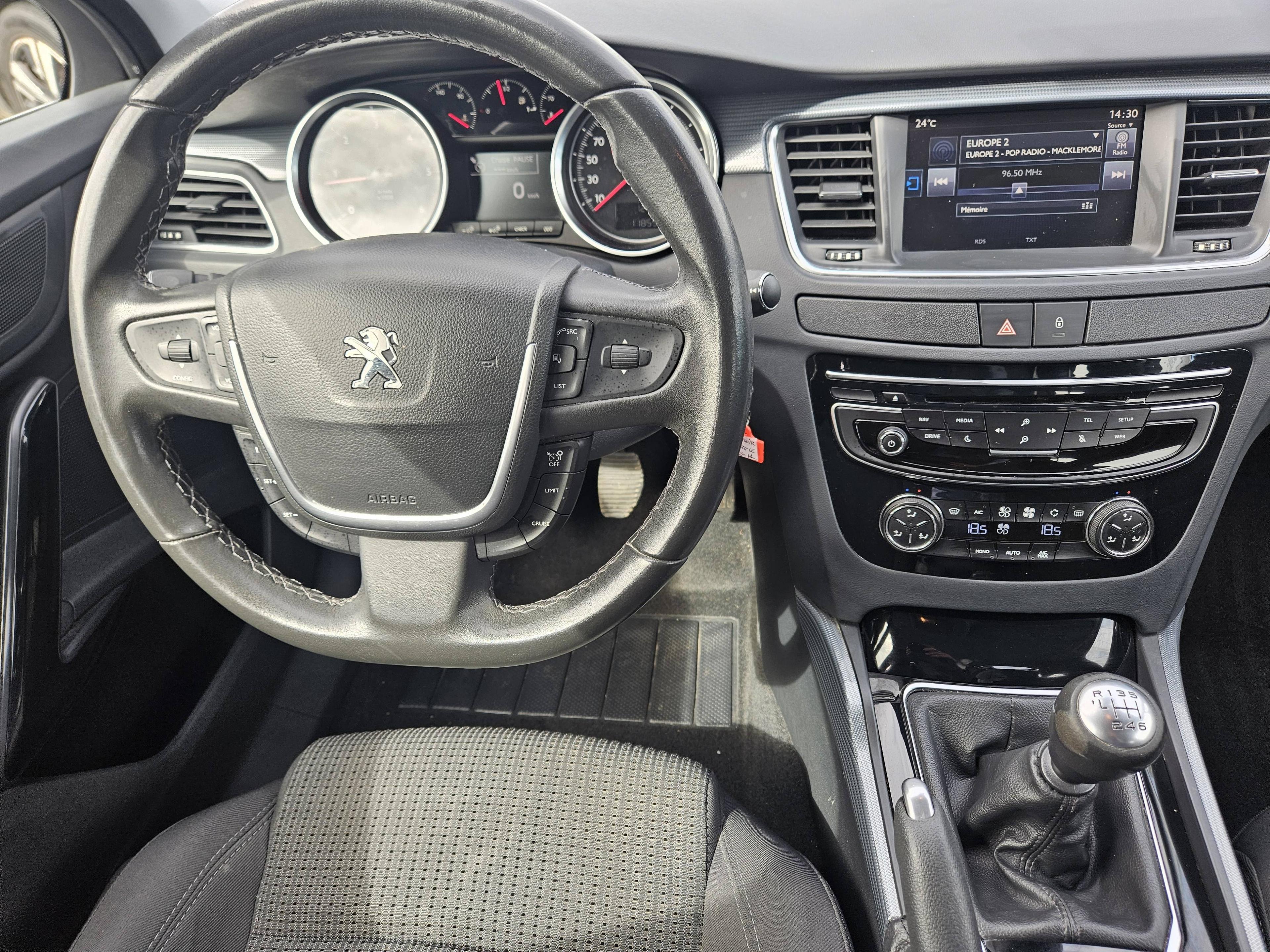 PEUGEOT 508