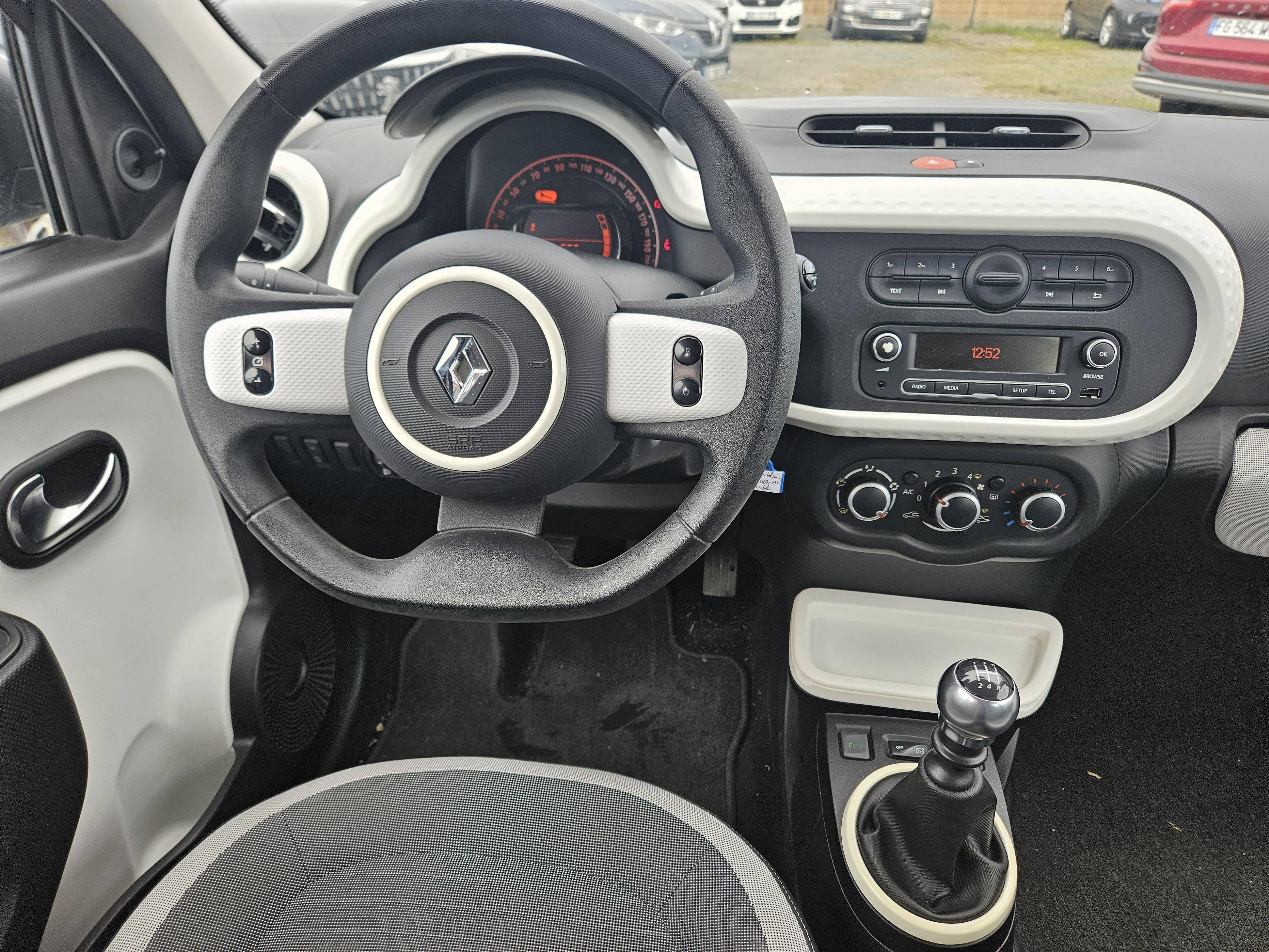 RENAULT TWINGO