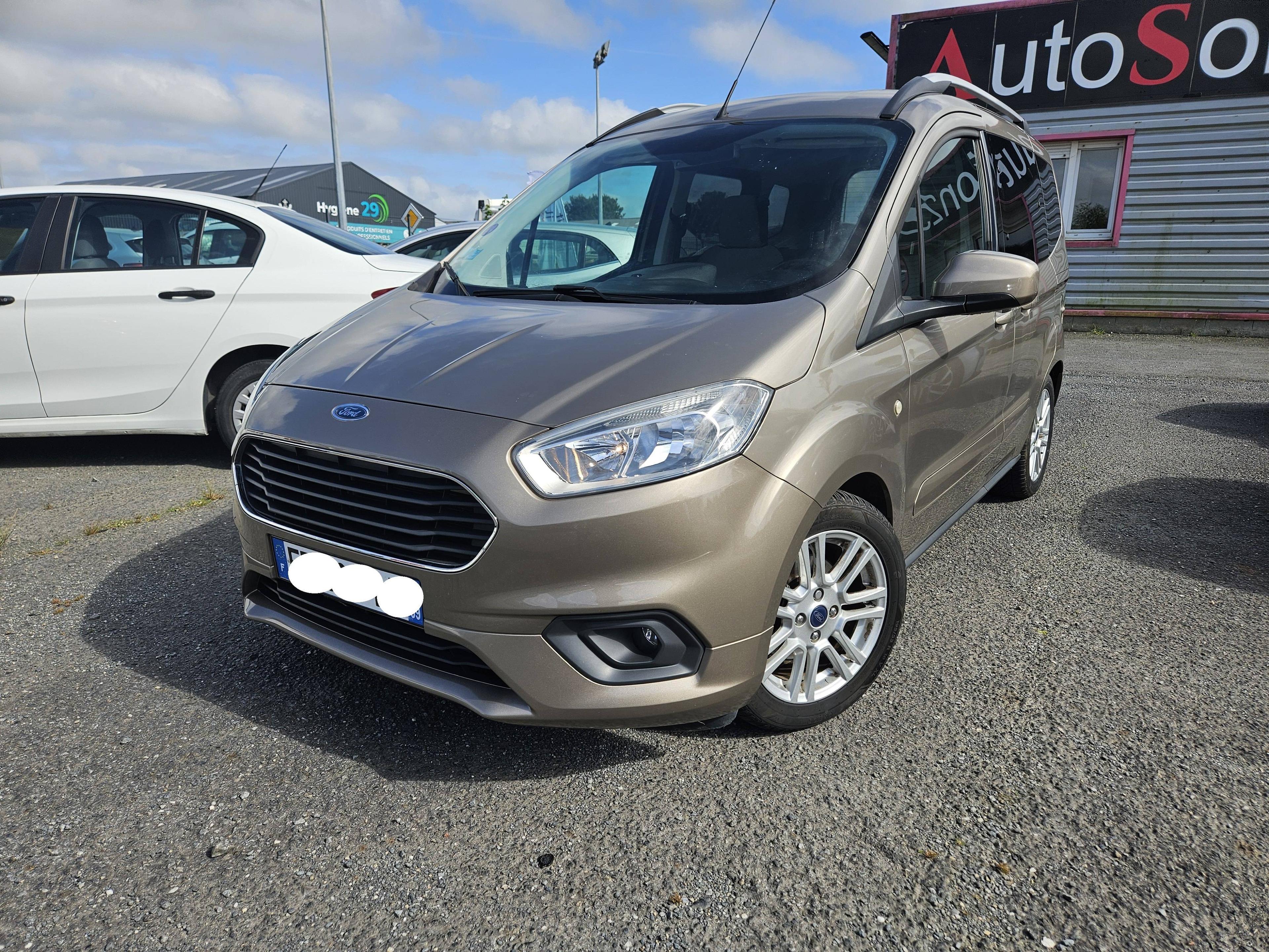 FORD TOURNÉO COURIER