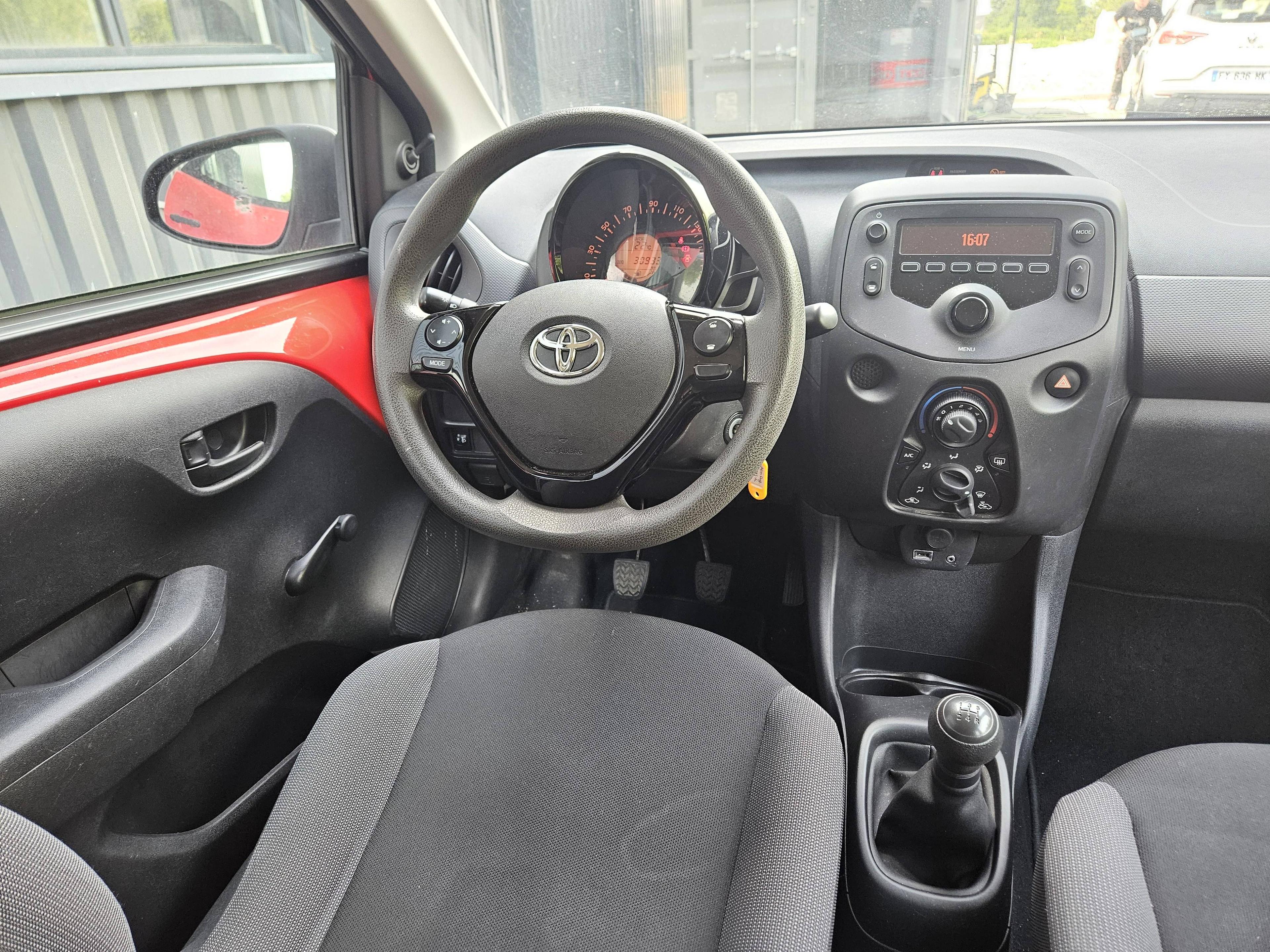 TOYOTA AYGO