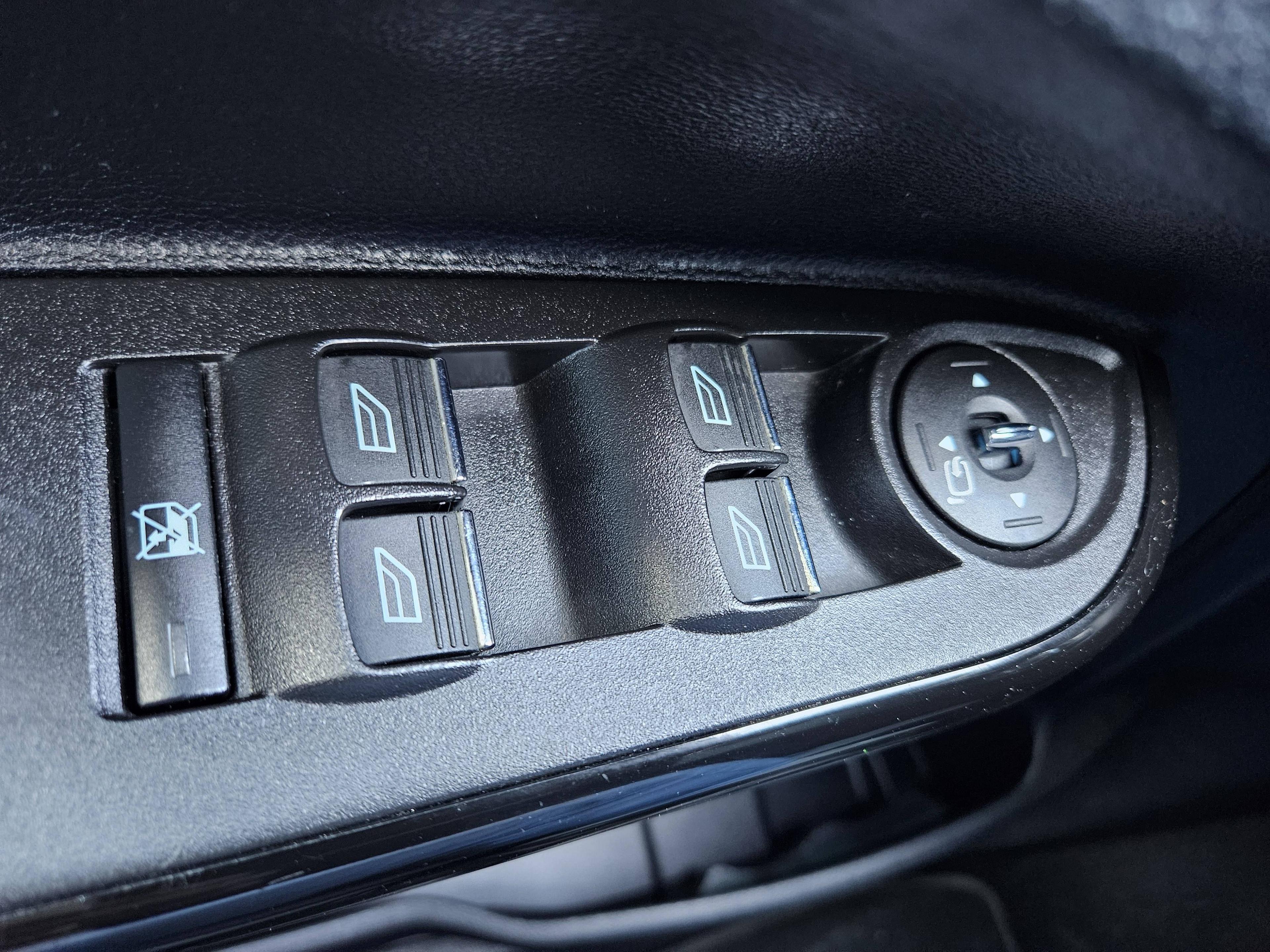 FORD B MAX