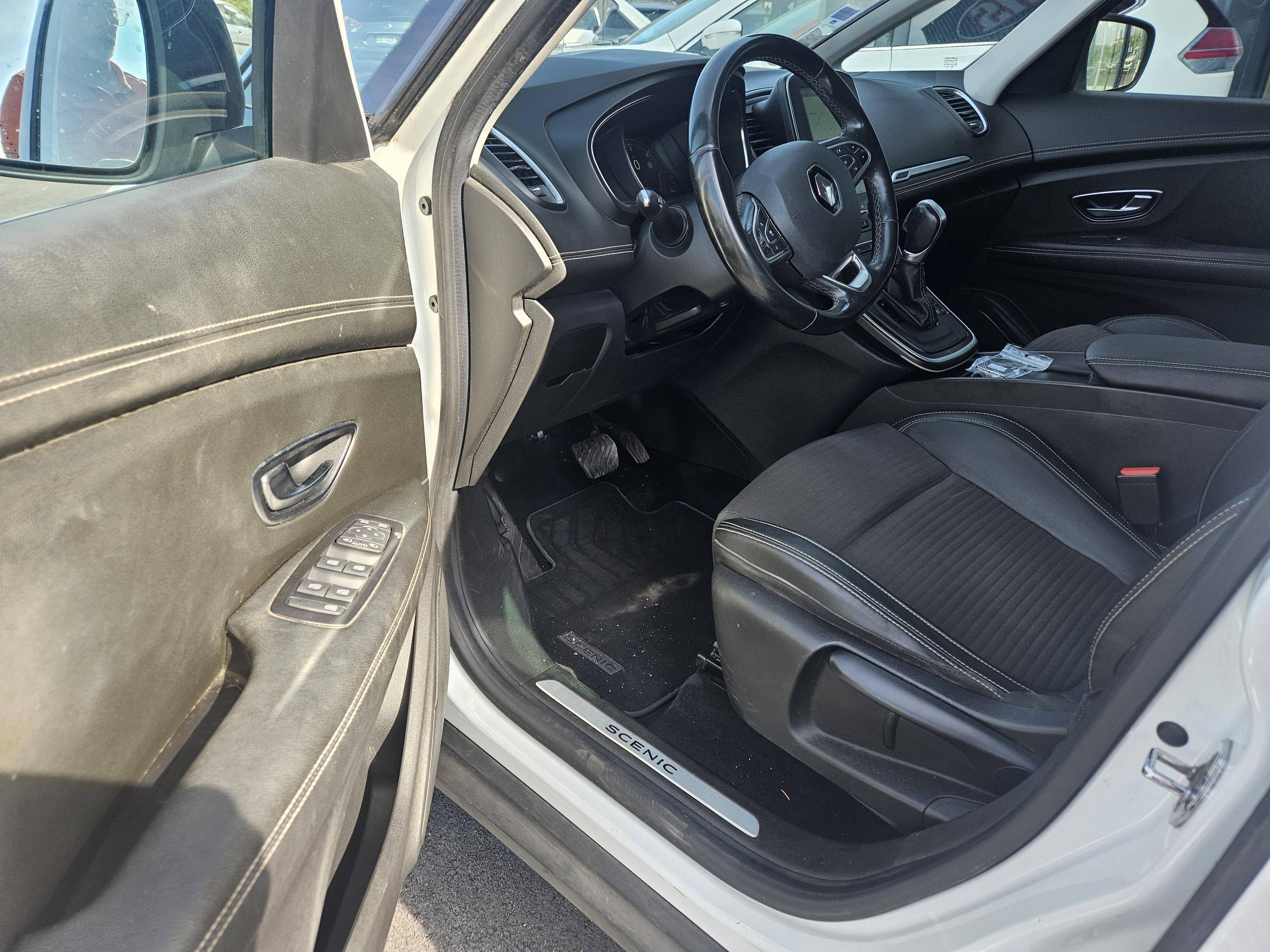 RENAULT SCENIC
