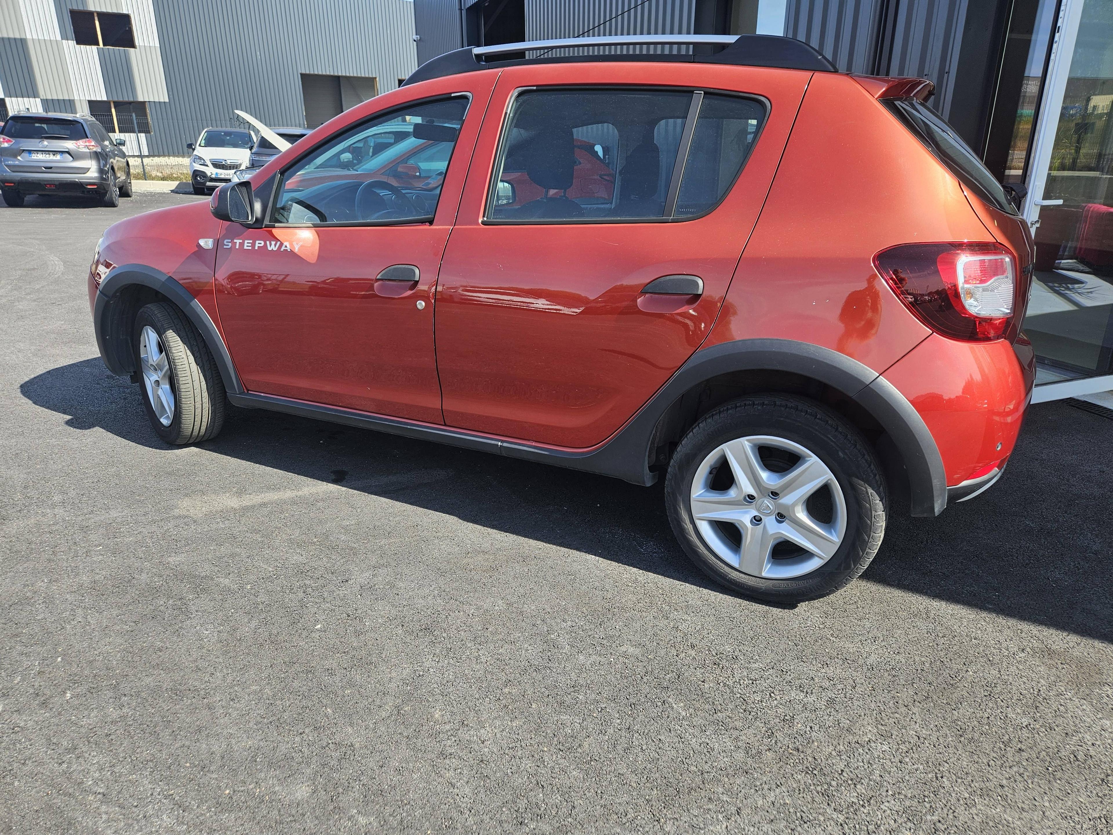 DACIA SANDERO
