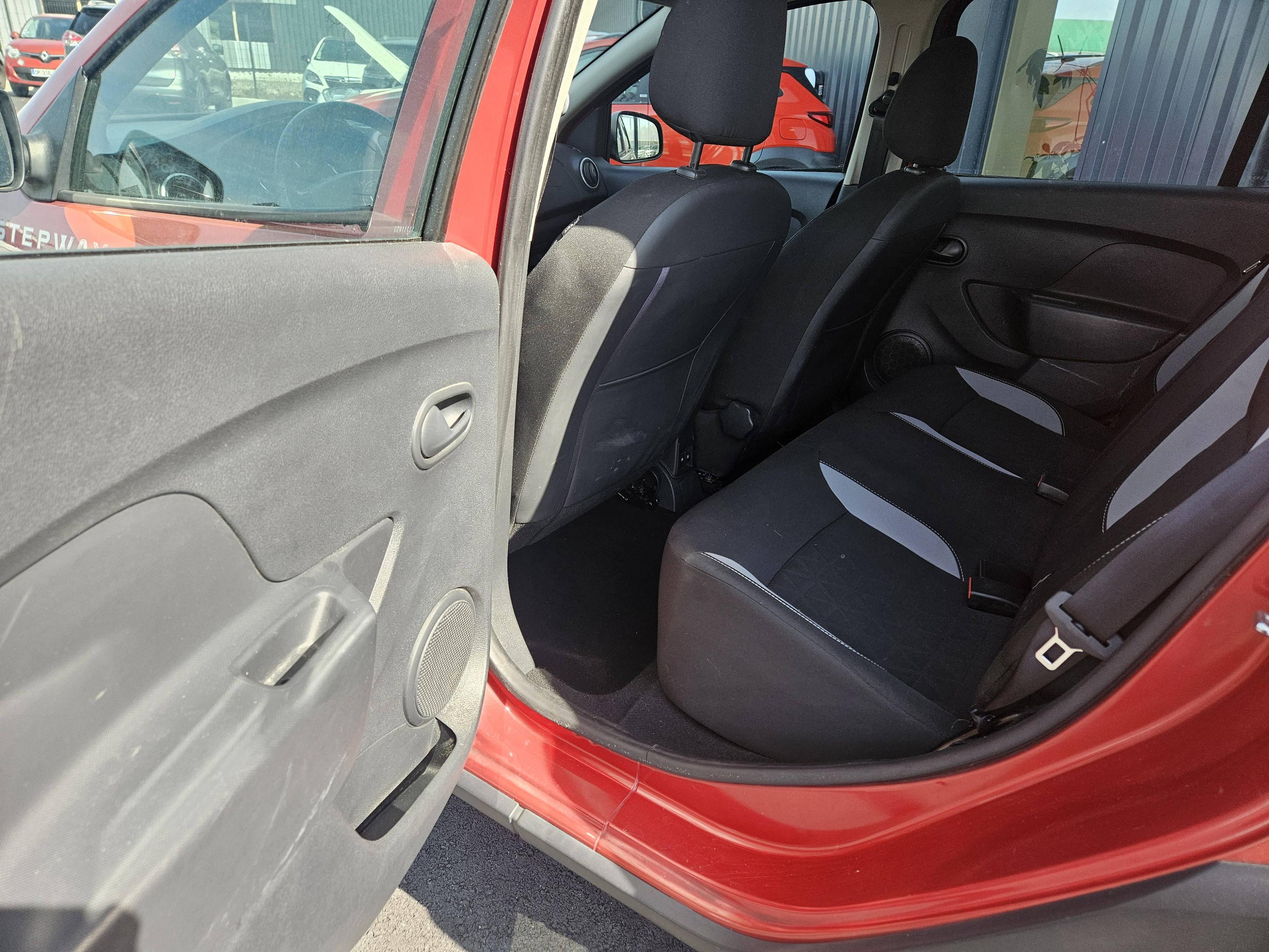 DACIA SANDERO