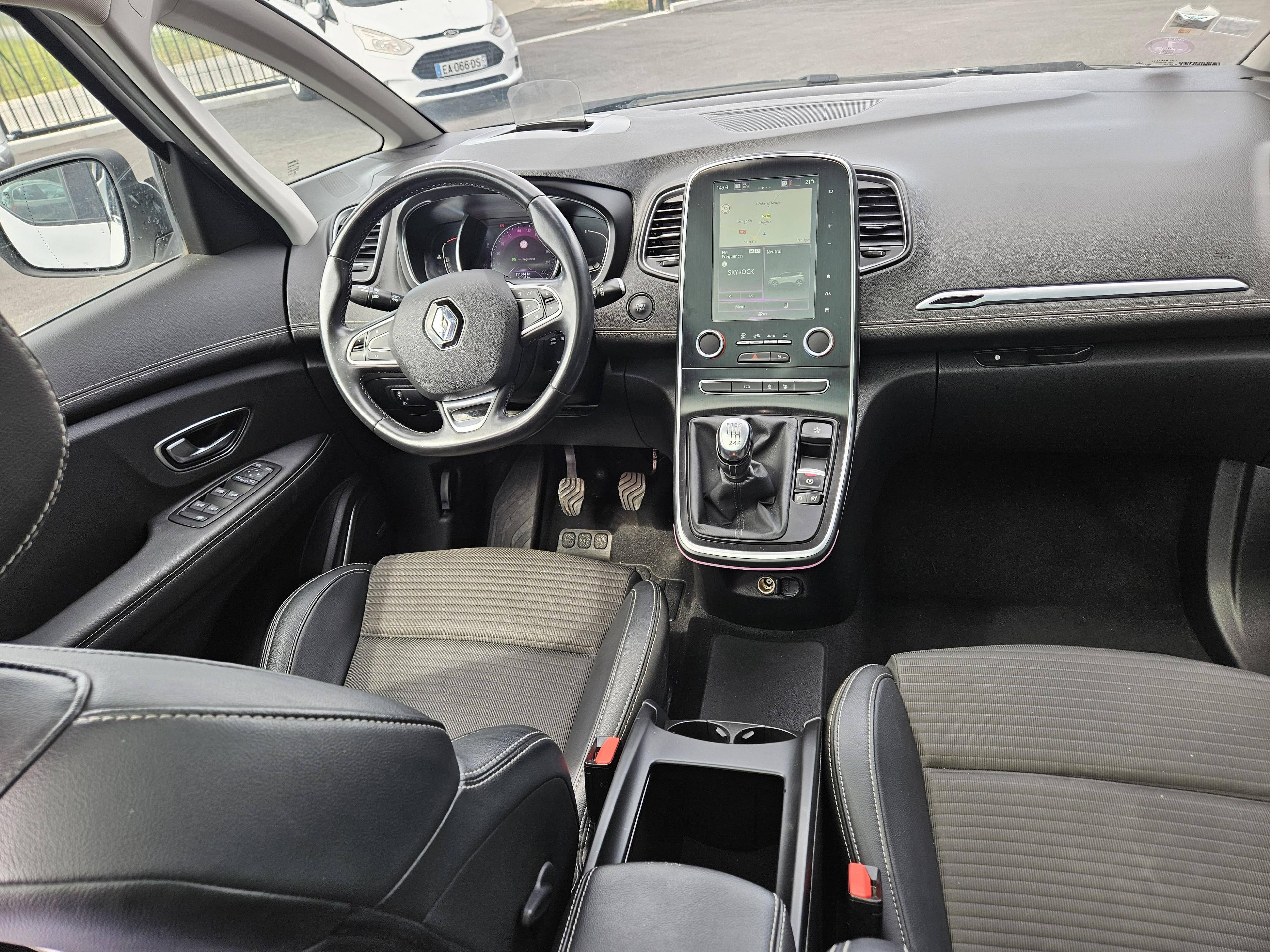 RENAULT SCENIC