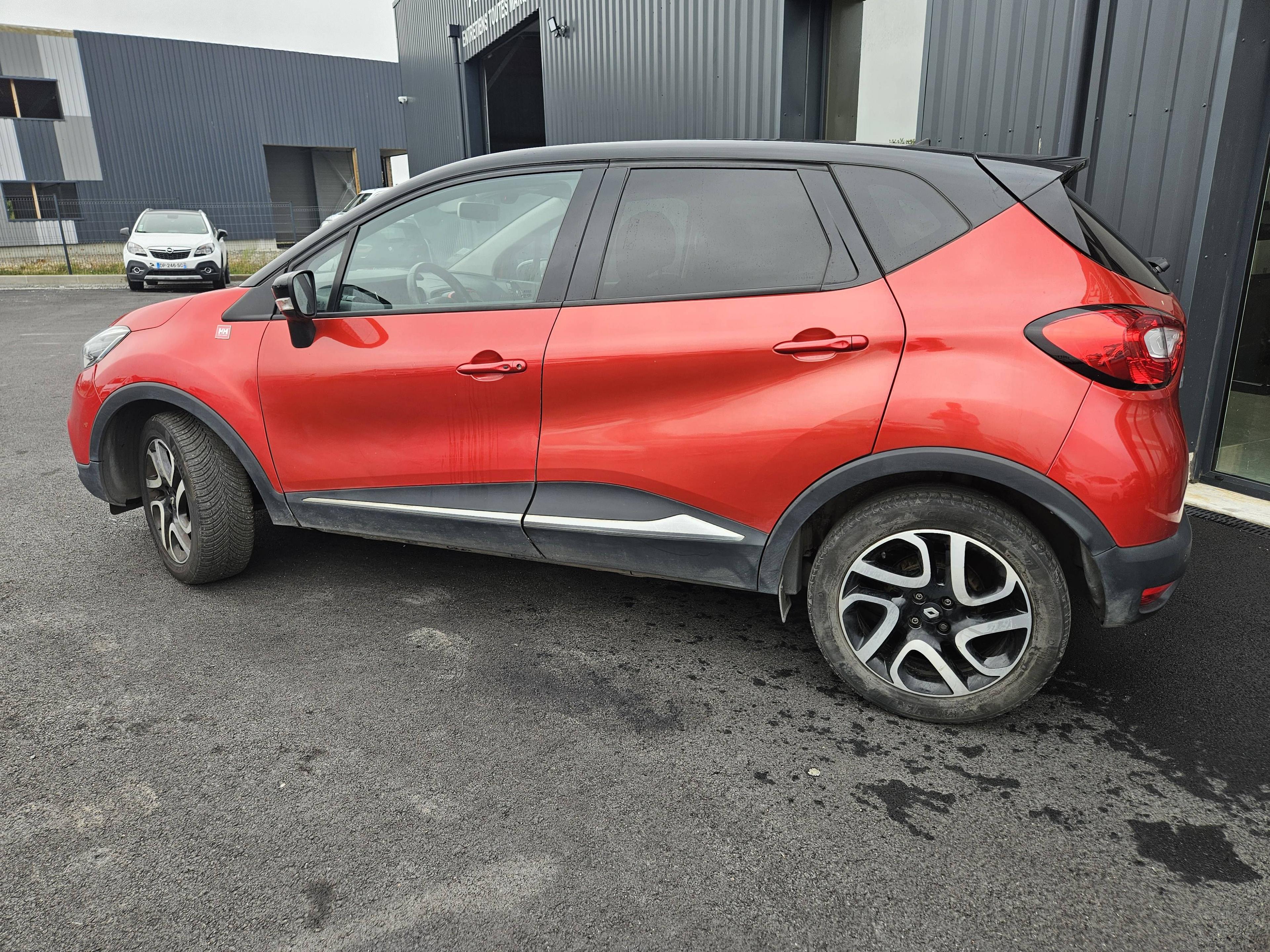 RENAULT CAPTUR