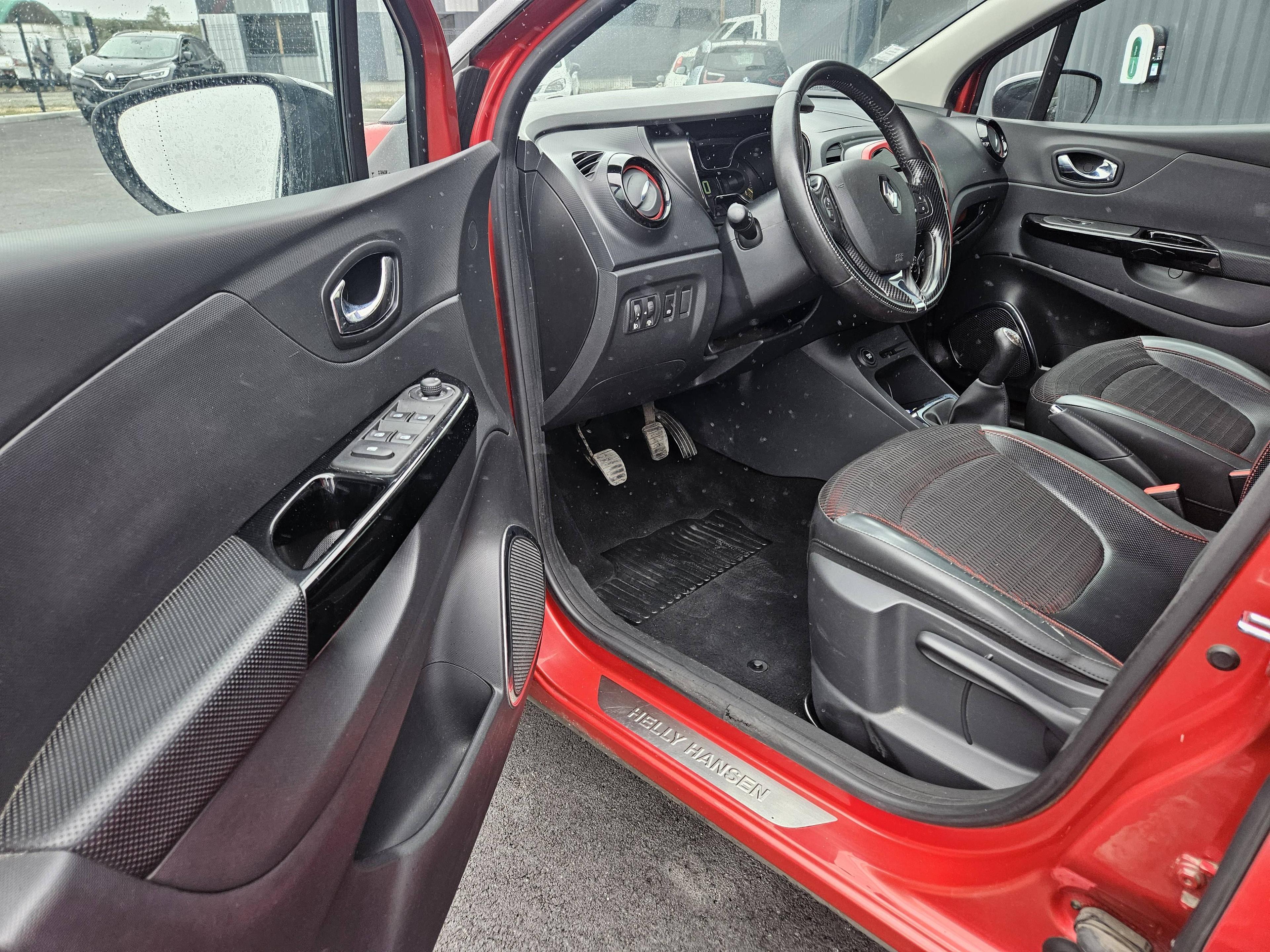 RENAULT CAPTUR