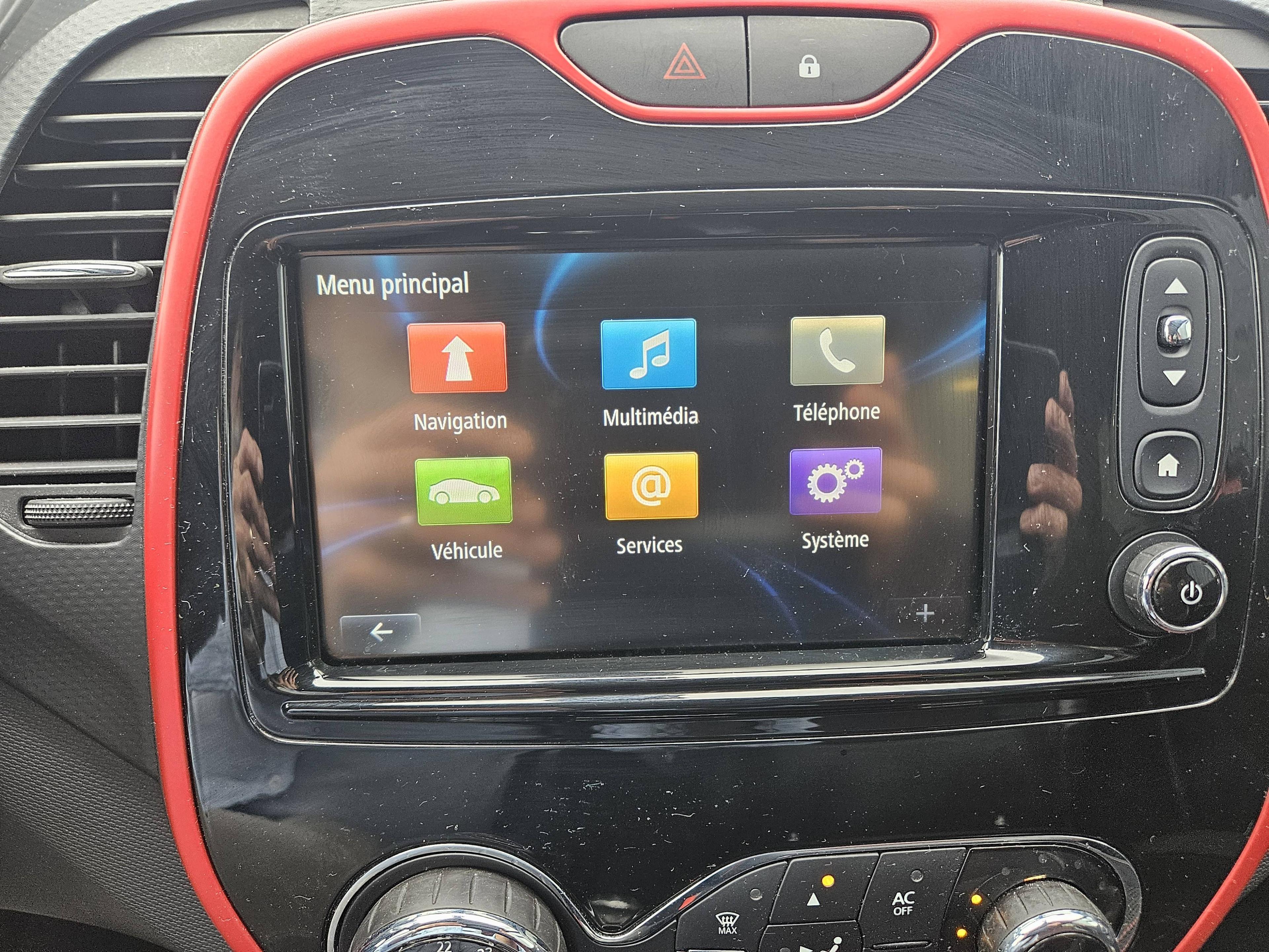 RENAULT CAPTUR