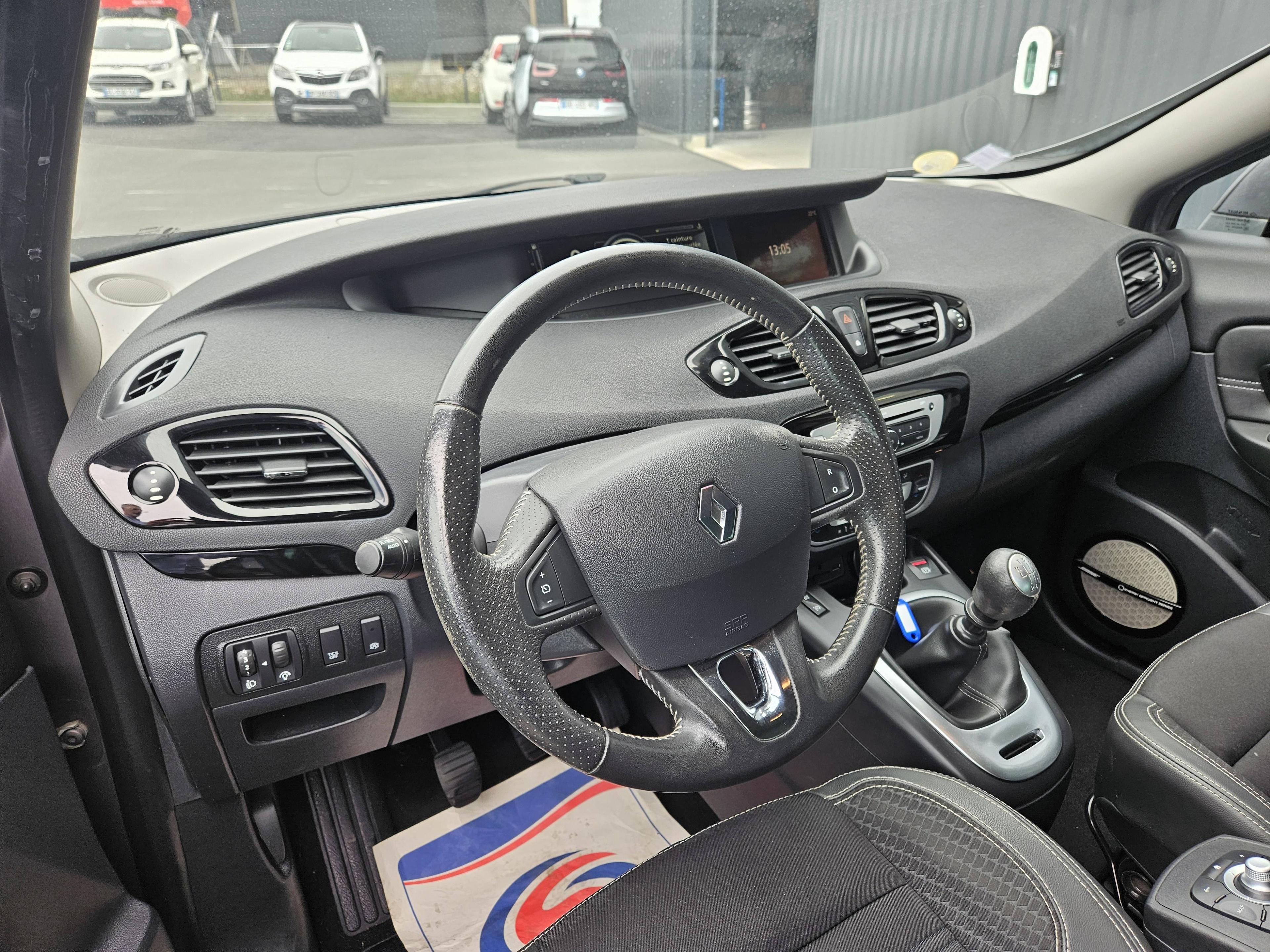 RENAULT SCENIC