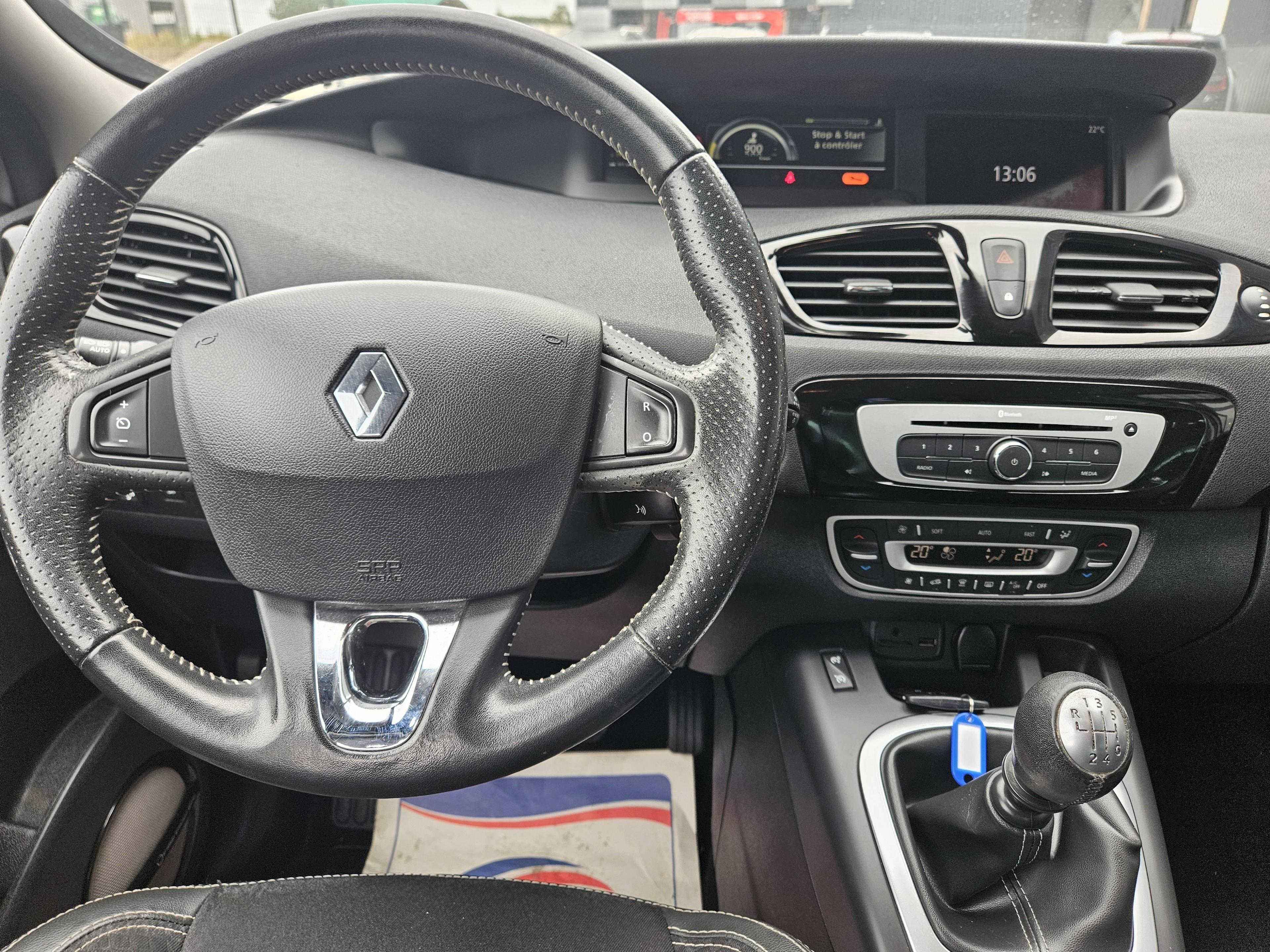 RENAULT SCENIC