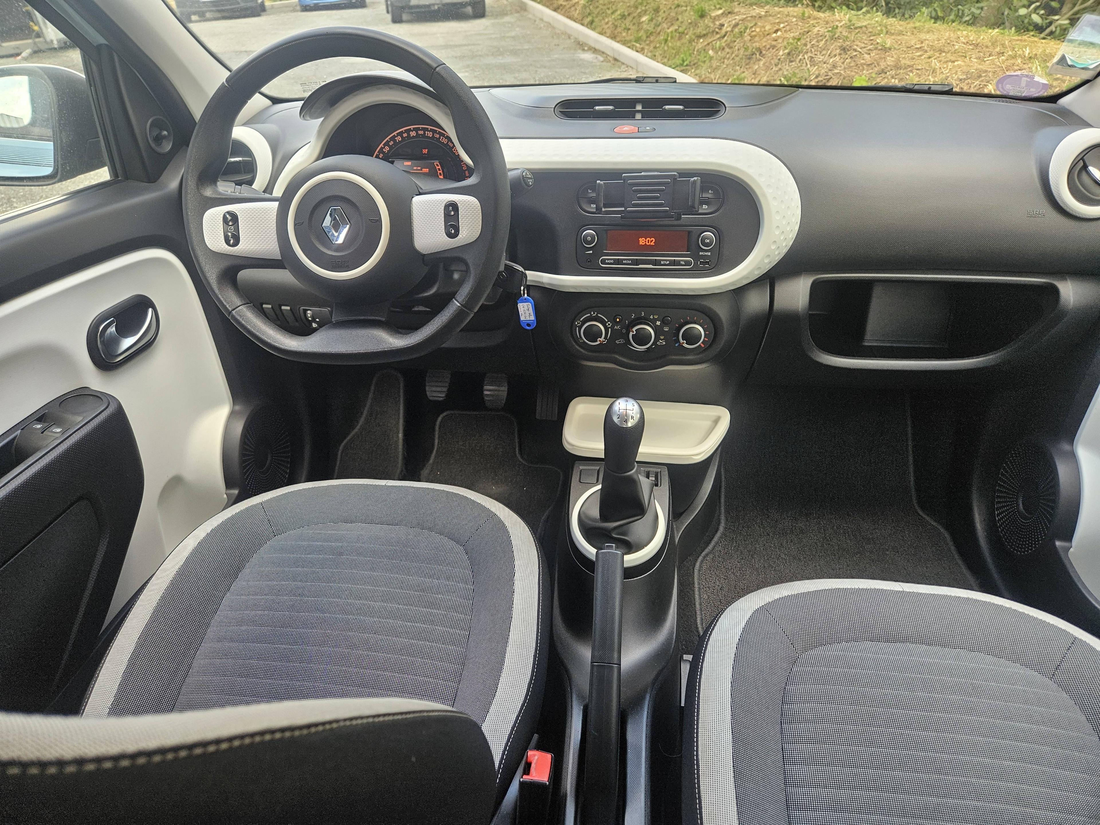 RENAULT TWINGO