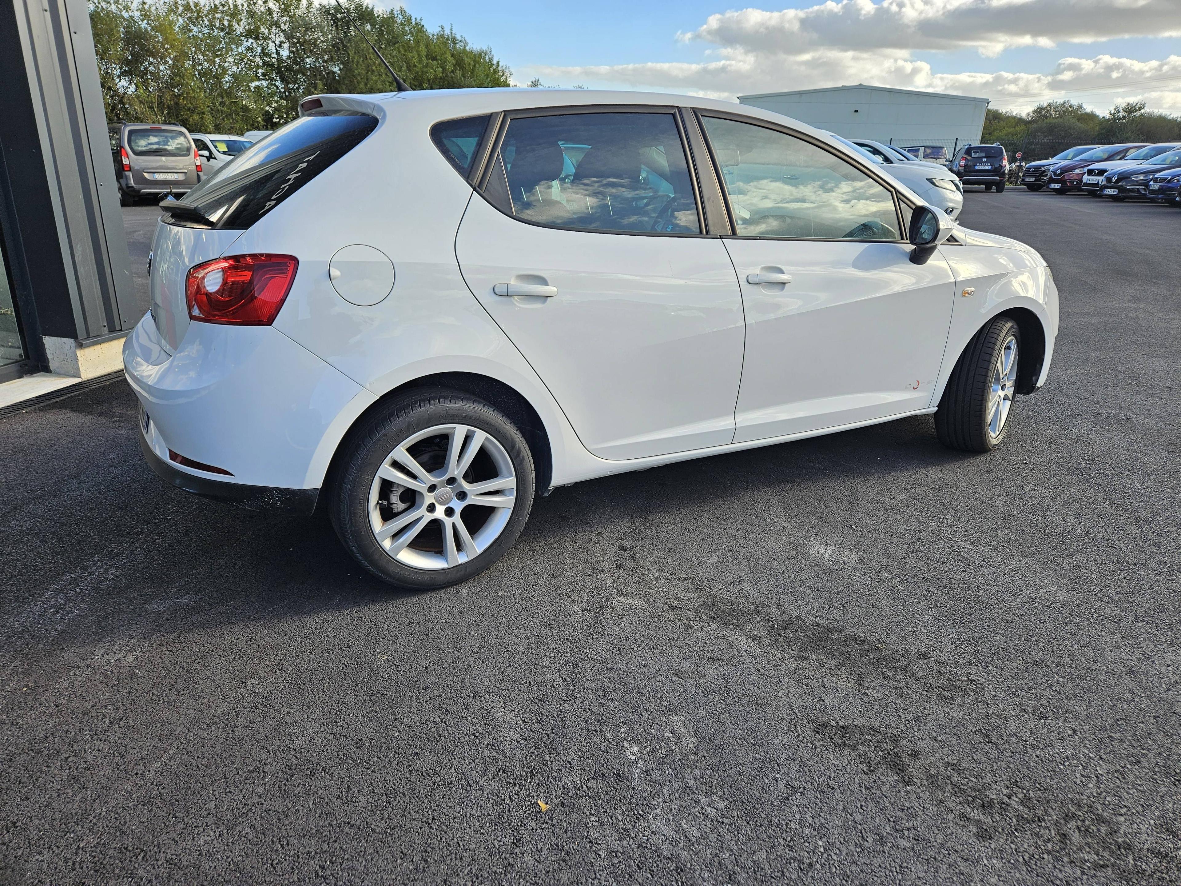 SEAT IBIZA