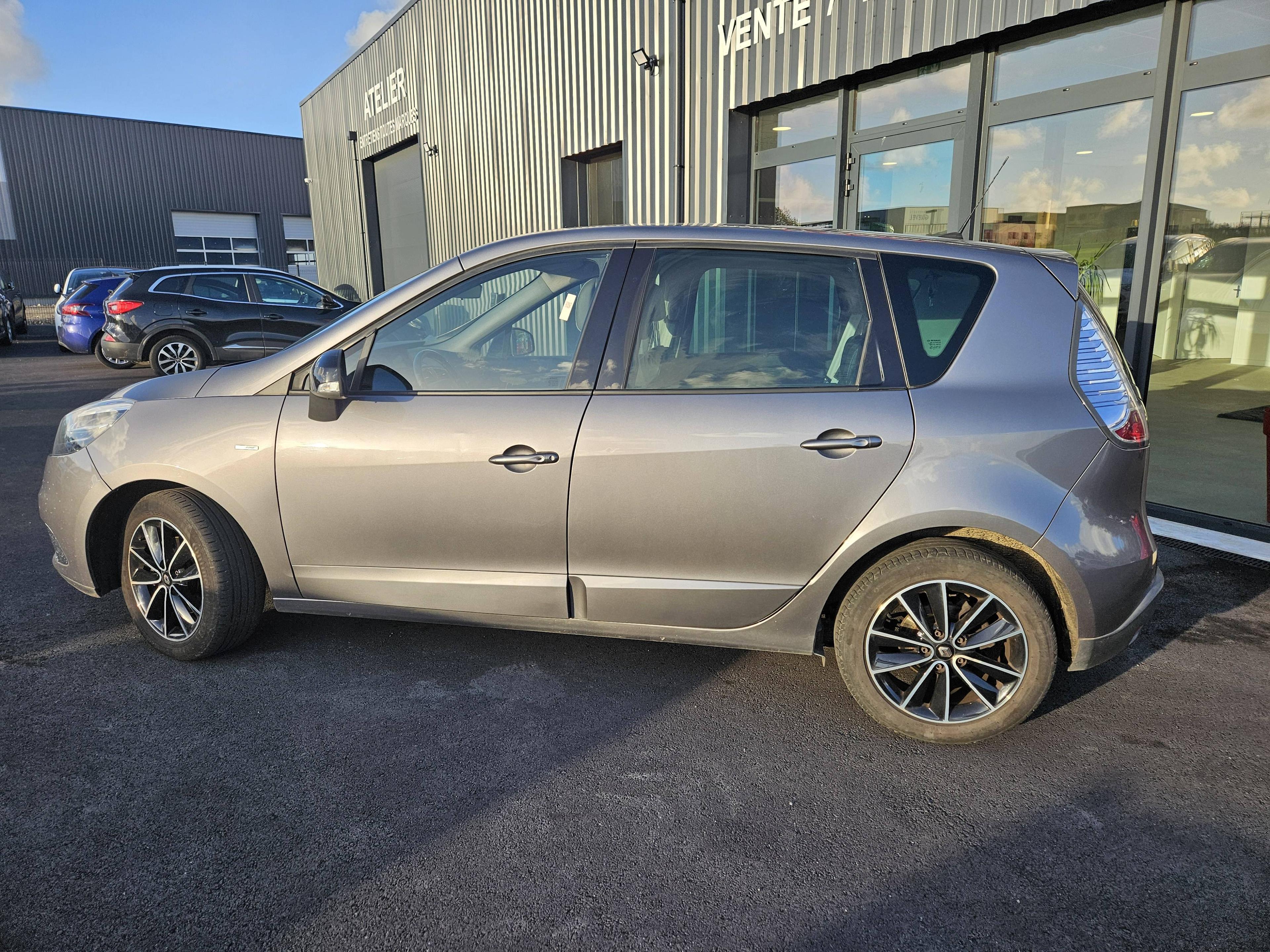 RENAULT SCENIC