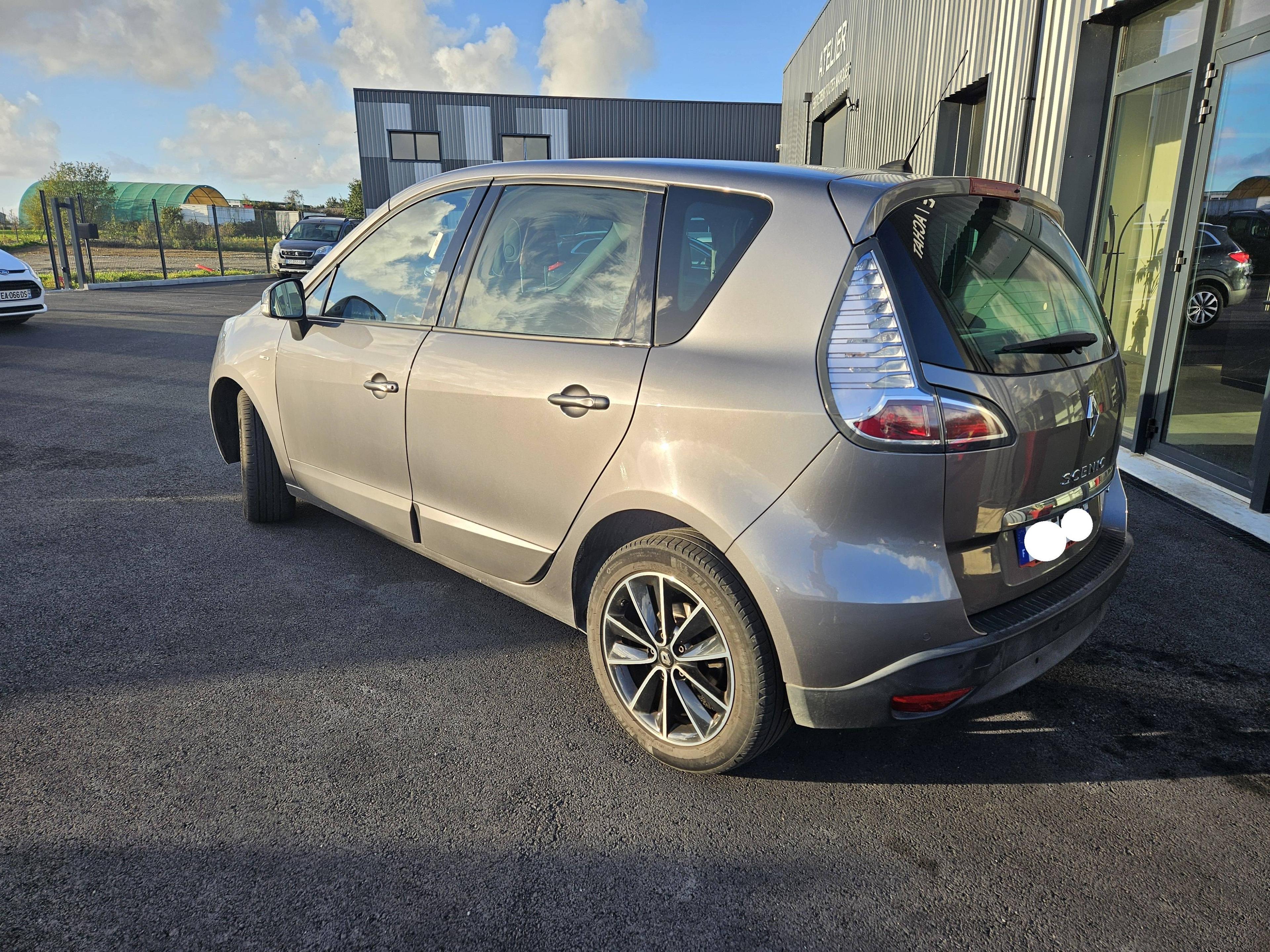 RENAULT SCENIC