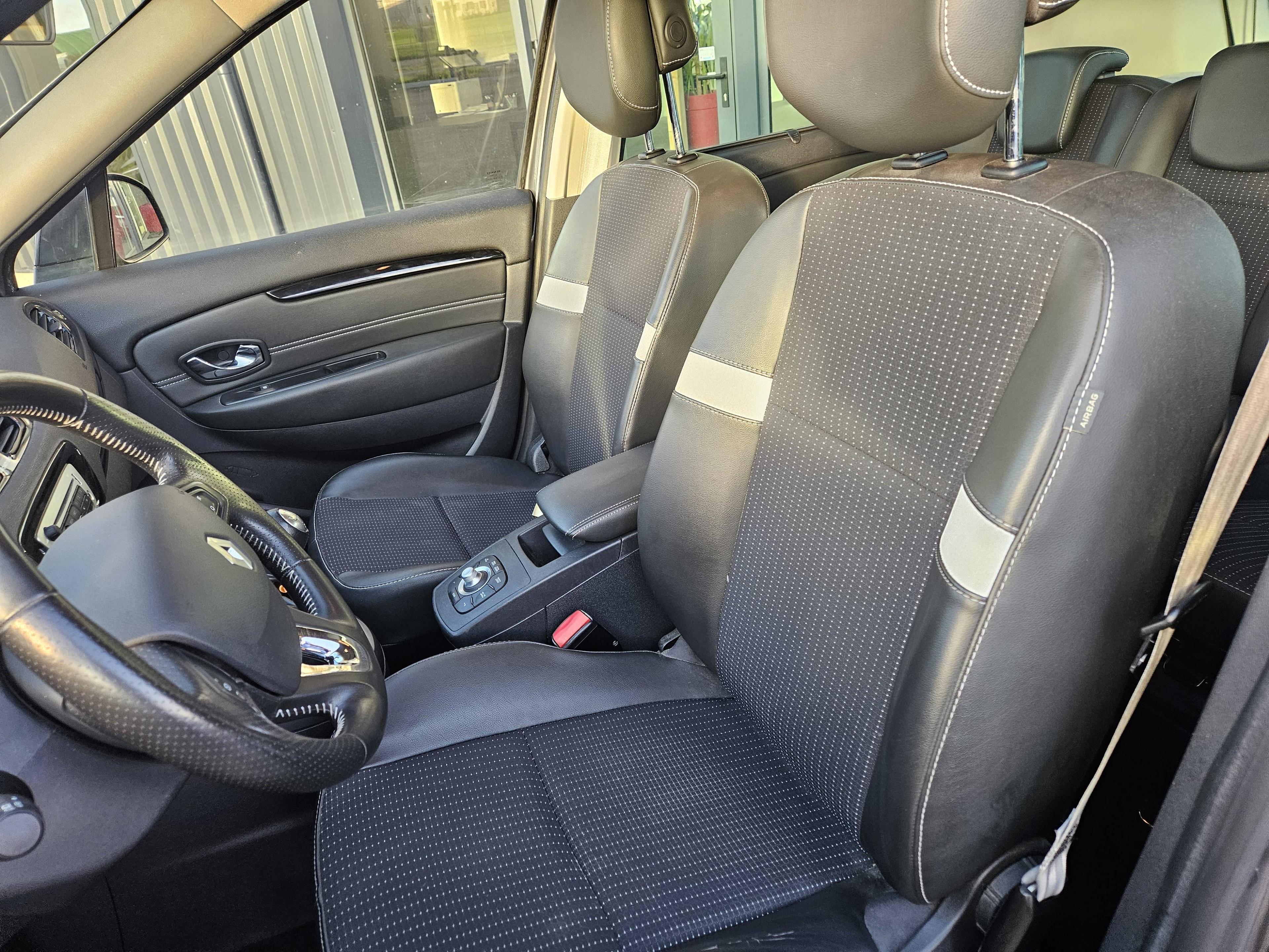 RENAULT SCENIC
