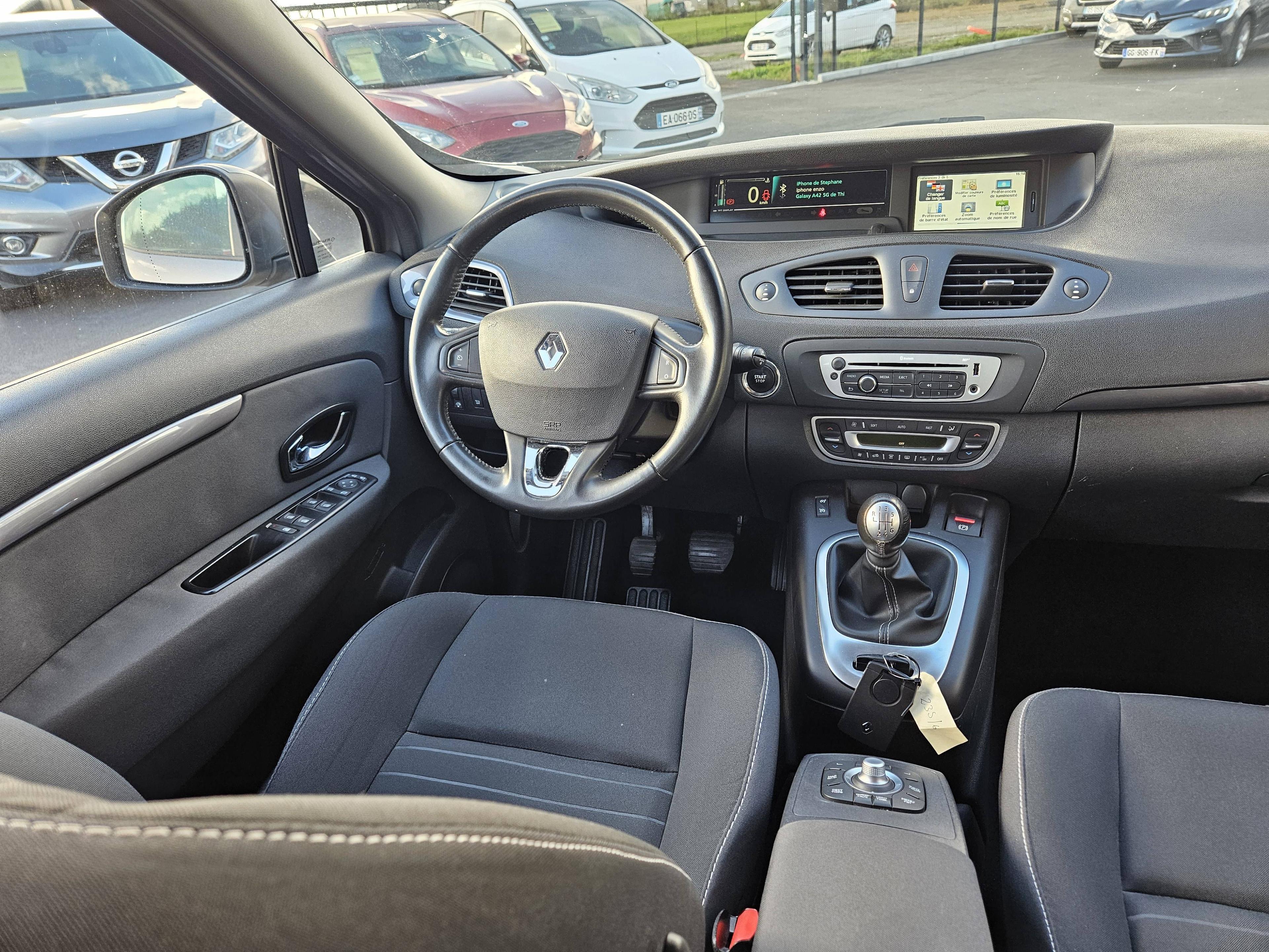 RENAULT SCENIC