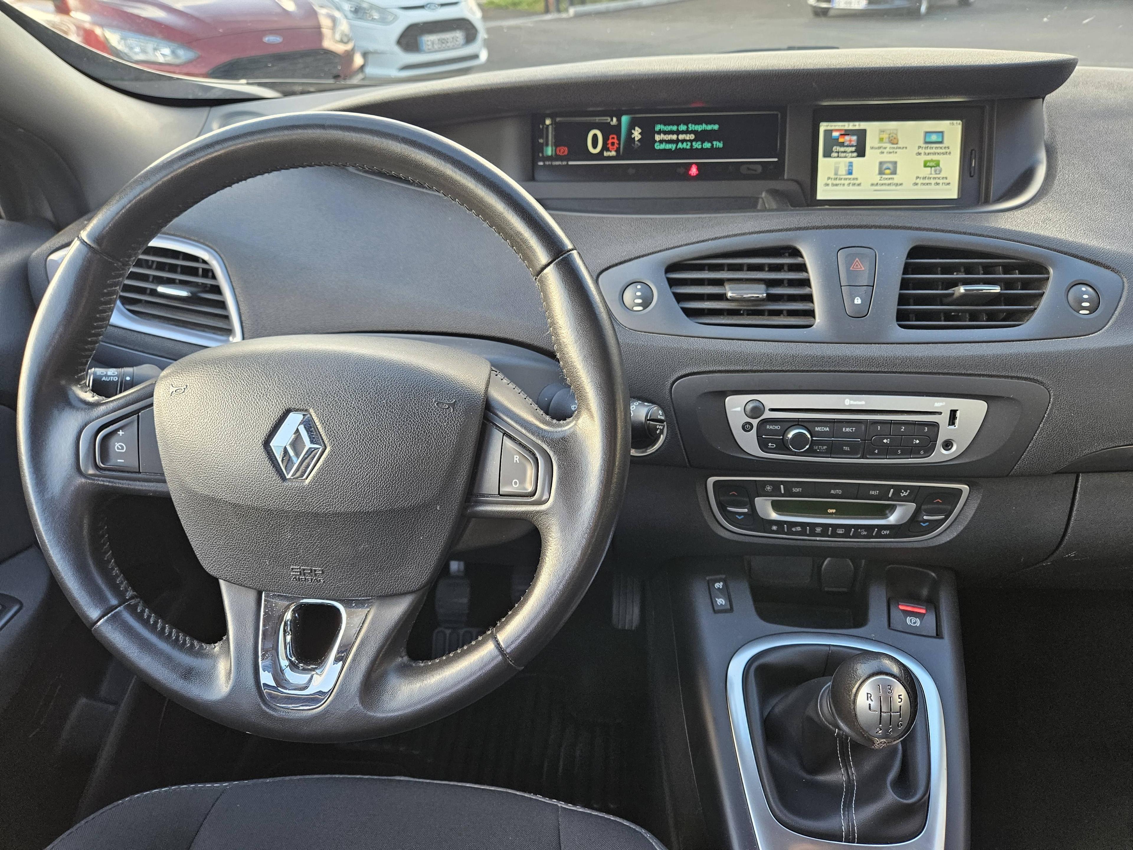RENAULT SCENIC